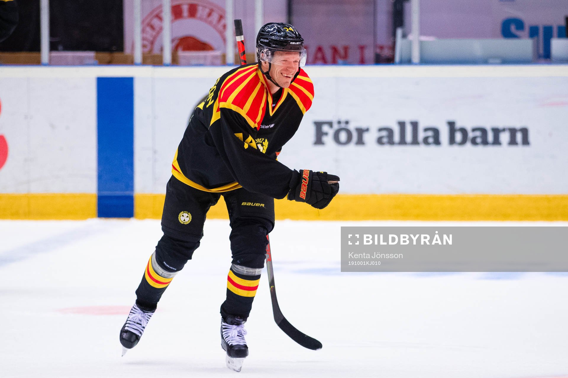 Brynäs Nicklas Danielsson jublar