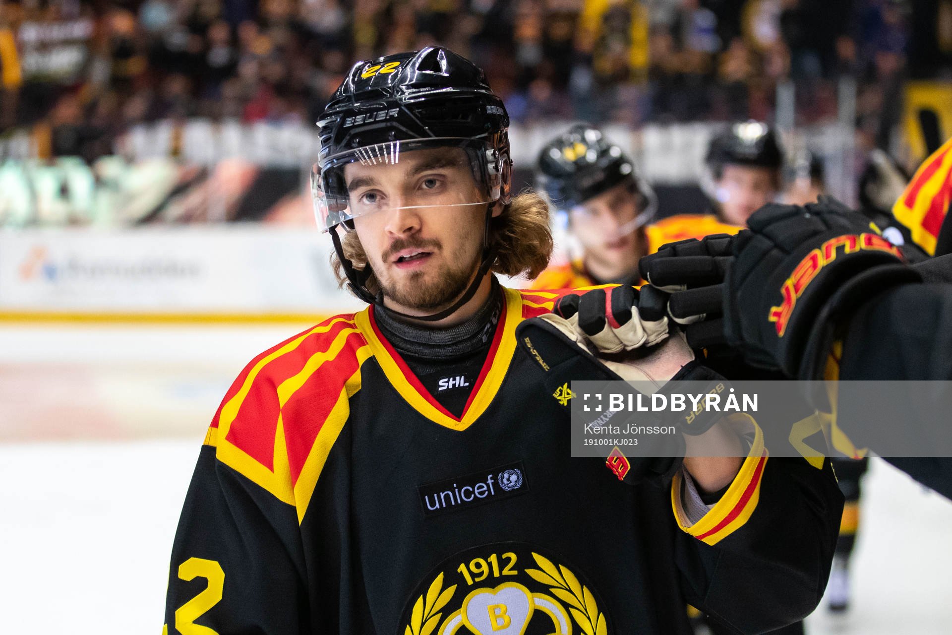 Brynäs Adam Brodecki jublar
