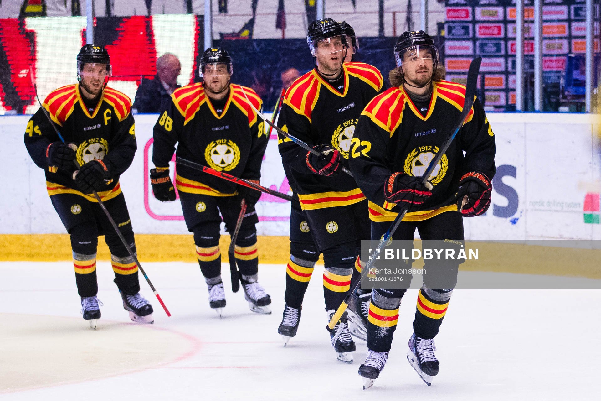 Brynäs Adam Brodecki jublar