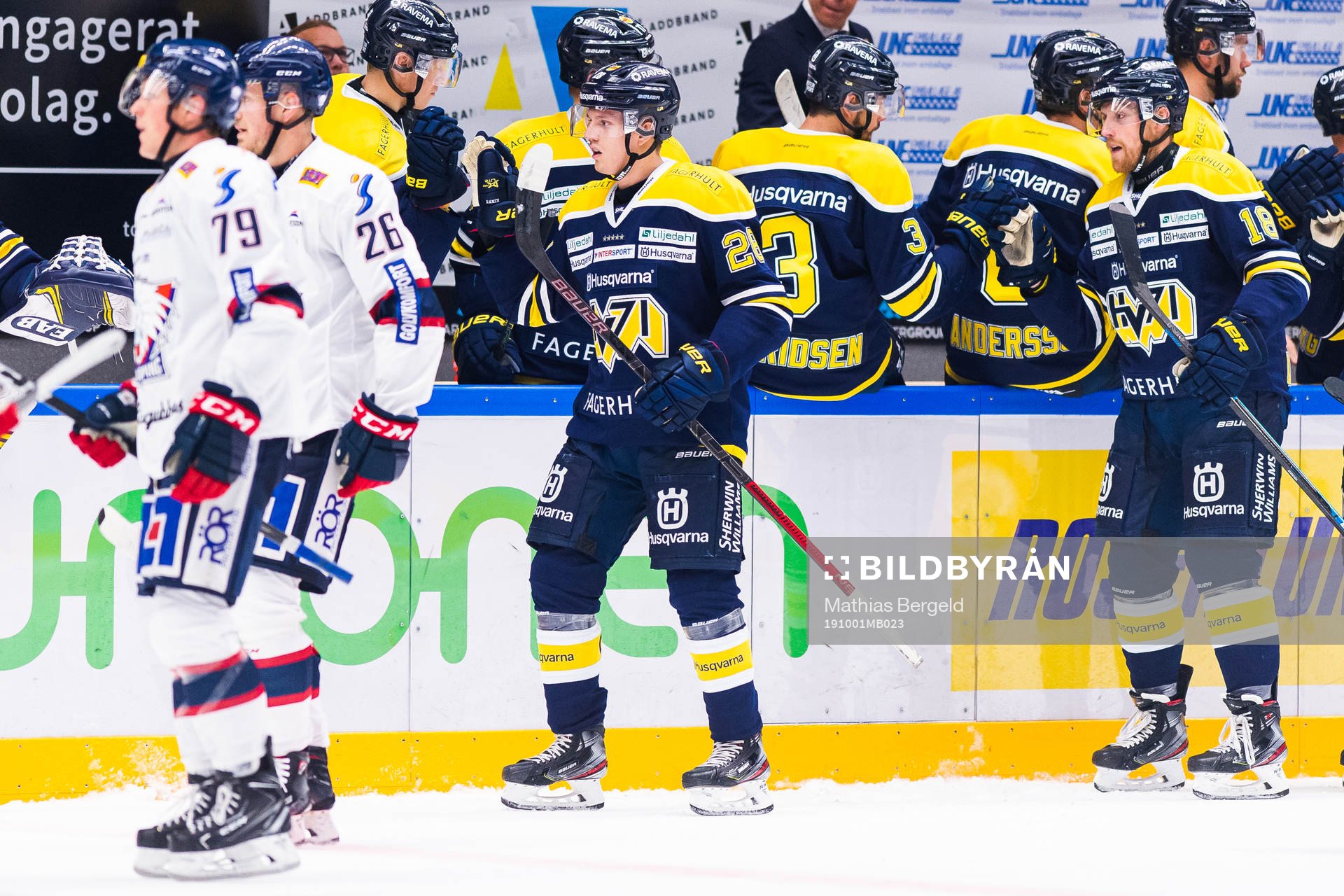 s Johannes Kinnvall och Joakim Andersson jublar