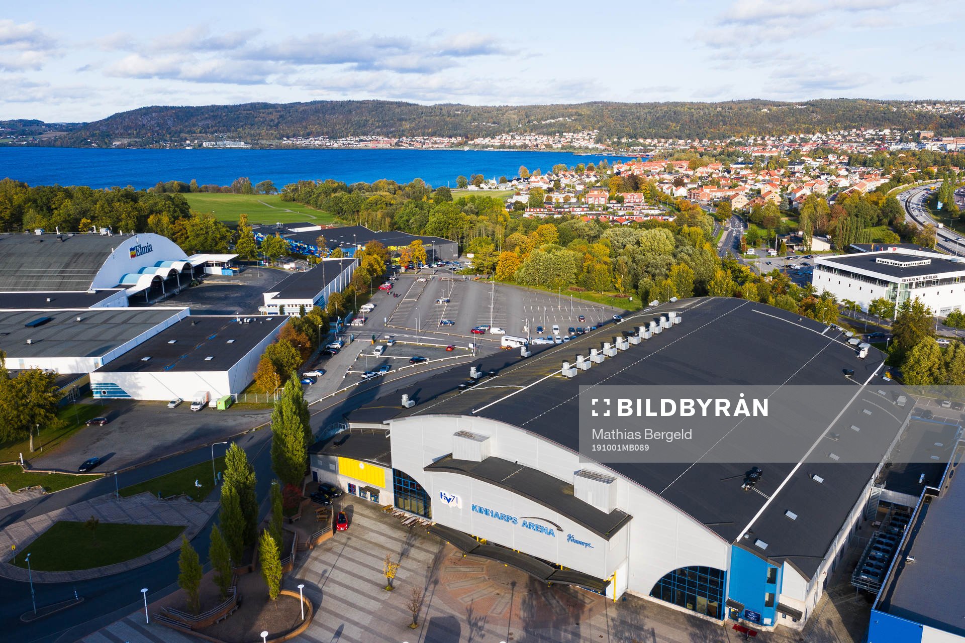 Drönarvy över Kinnarps Arena