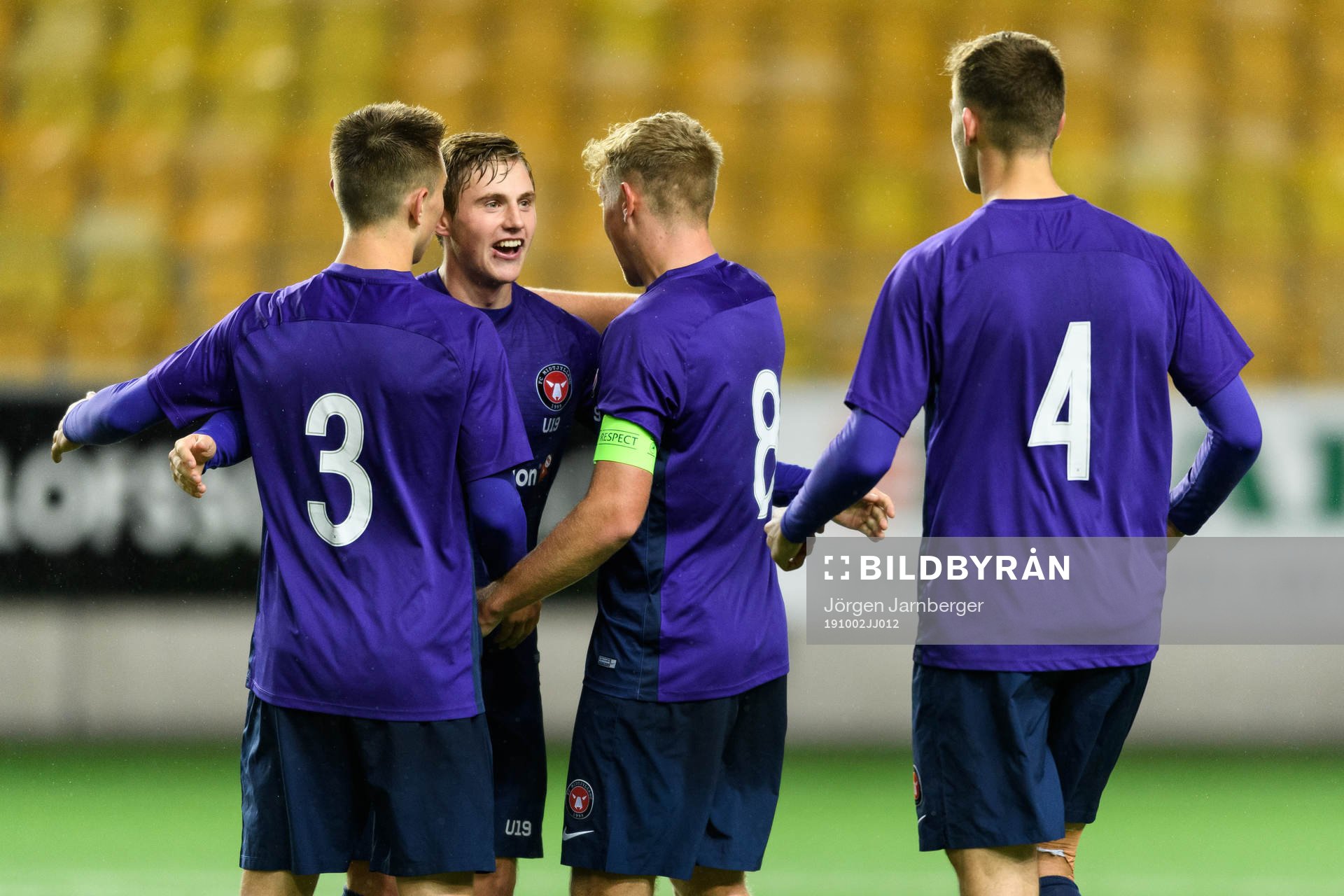 Midtjyllands spelare jublar efter fotbollsmatchen i UEFA youth league mellan Elfsborg - Midtjylland den 2 oktober 2019 i Borås.