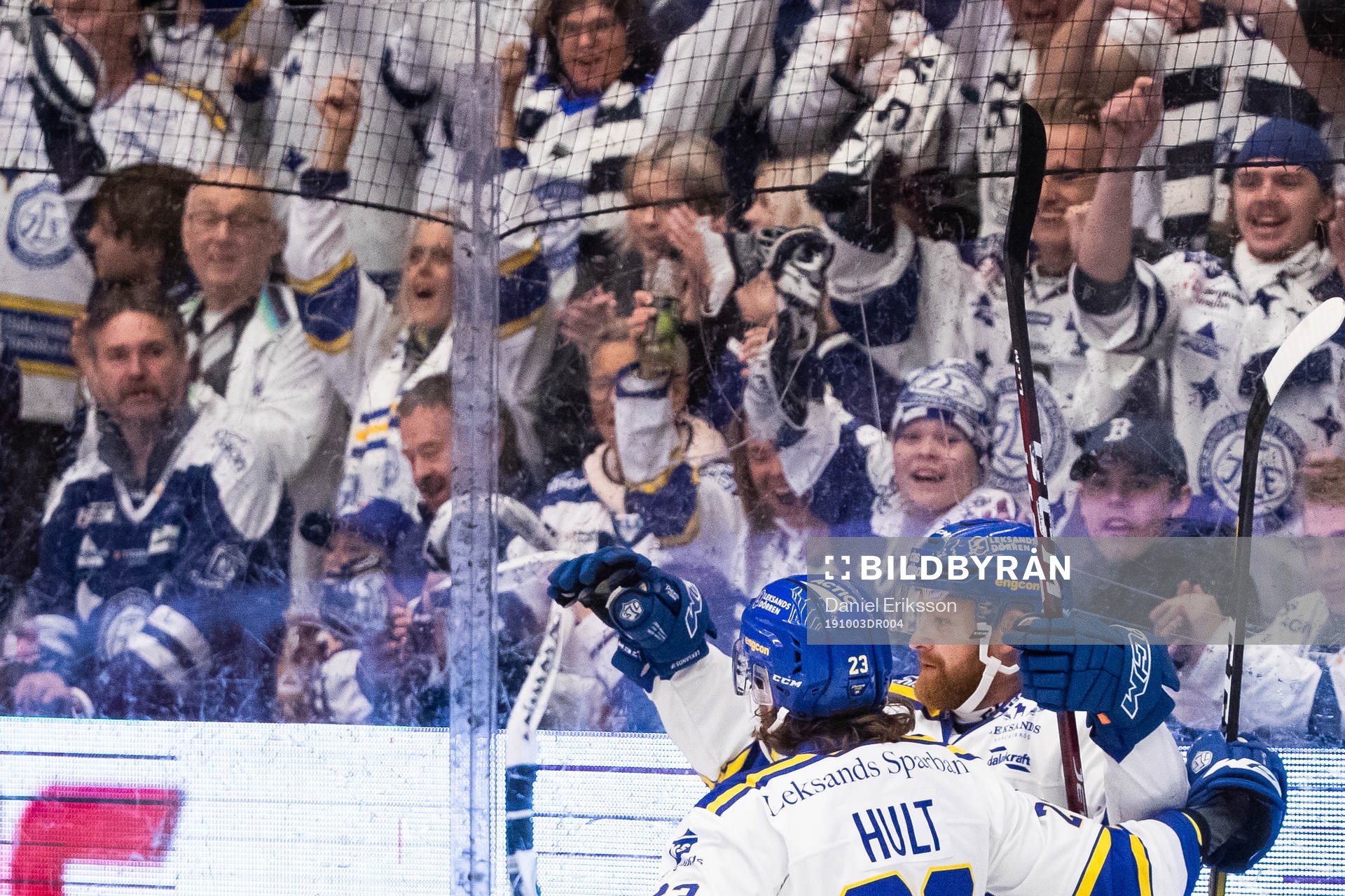 Leksands Mattias Ritola och André Hult jublar