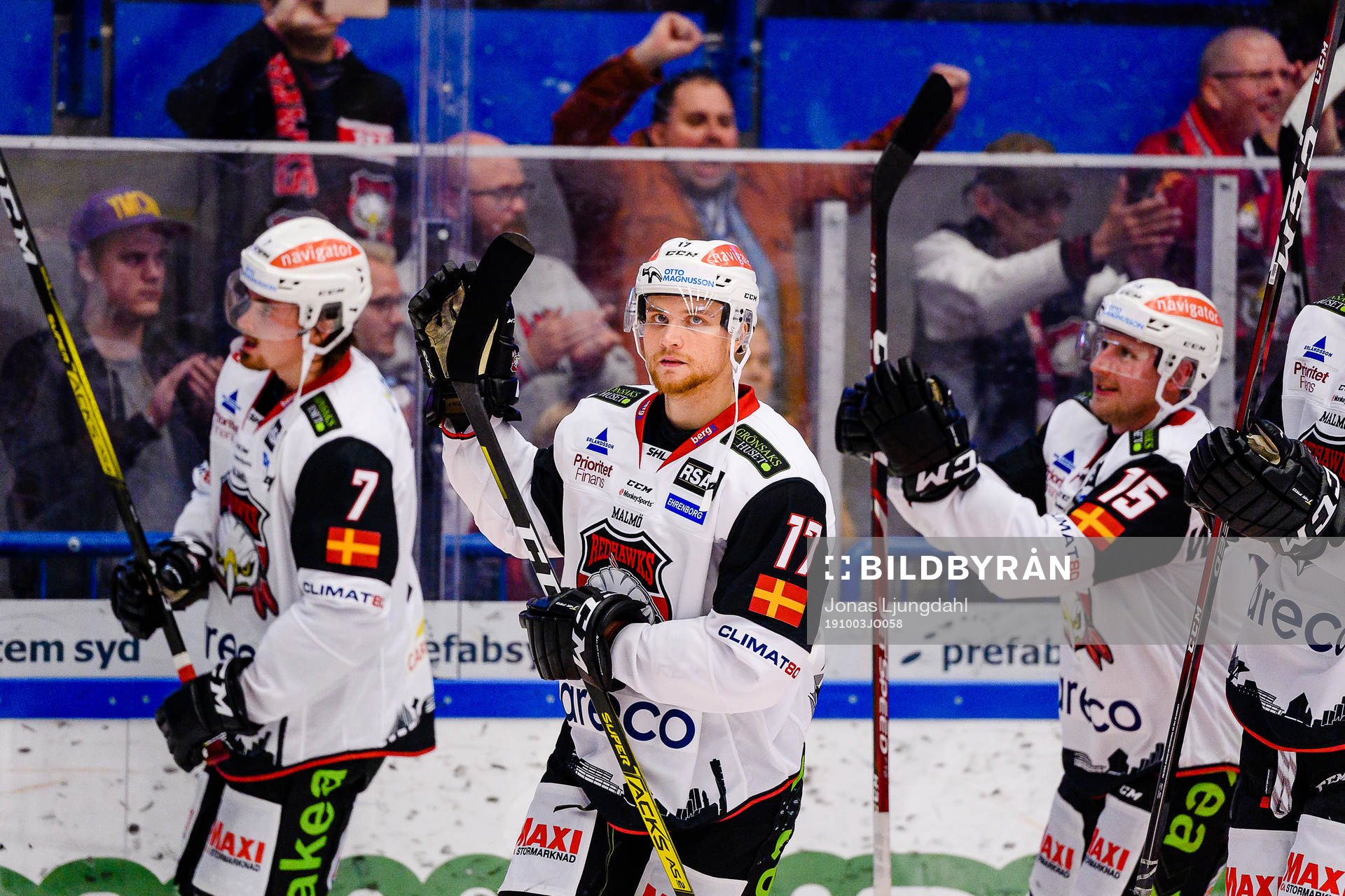 Malmö Redhawks Max Görtz jublar