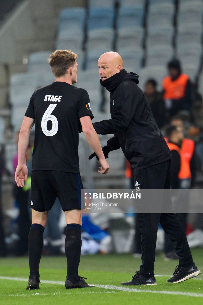 Jens Stage talks to Ståle Solbakken head coach of FC Köpenhamn during the Europa league match between Malmö FF and FC Köpenhamn on October 3, 2019 in Malmö.