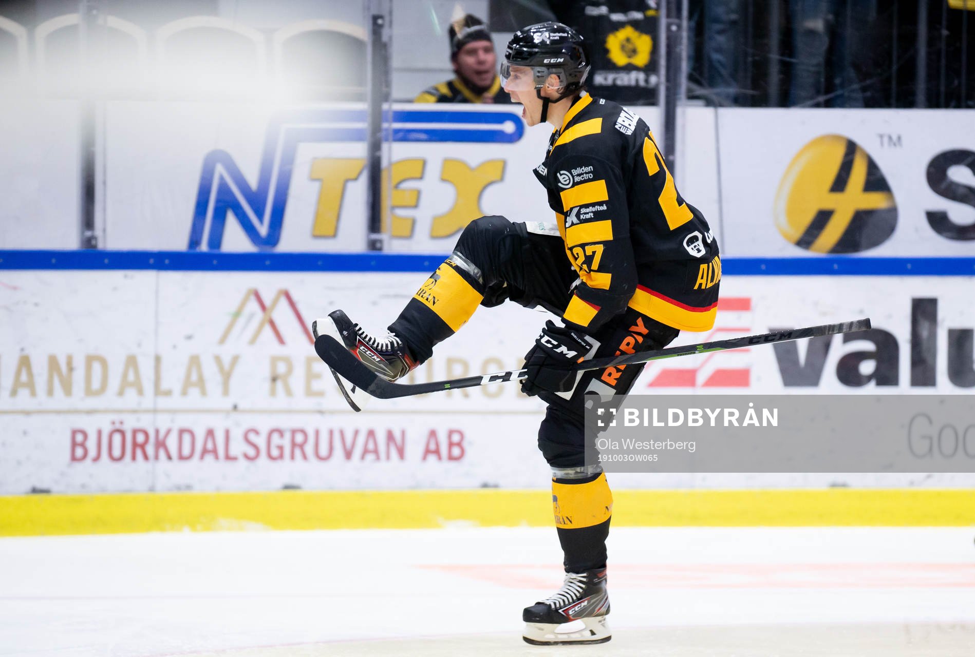 Skellefteås Robin Alvarez jublar