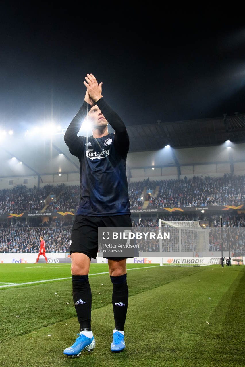 Viktor Fischer of FC Köpenhamn is replaced