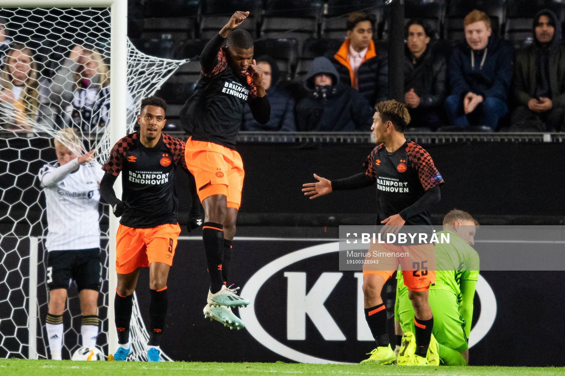 Denzel Dumfries of PSV Eindhoven celebrates scoring 0-2
