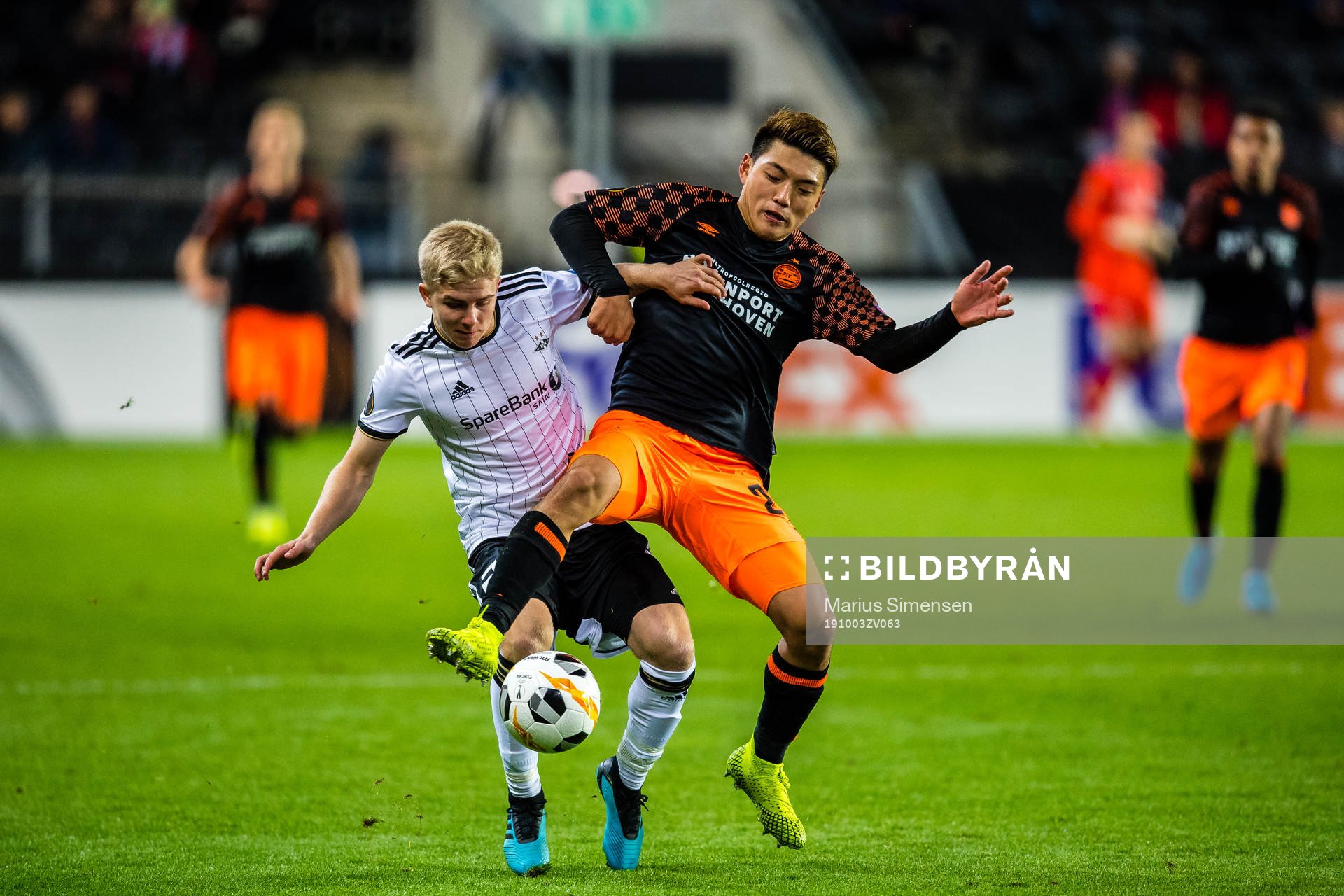 Edvard Tagseth of Rosenborg and Ritsu Doan of PSV Eindhoven