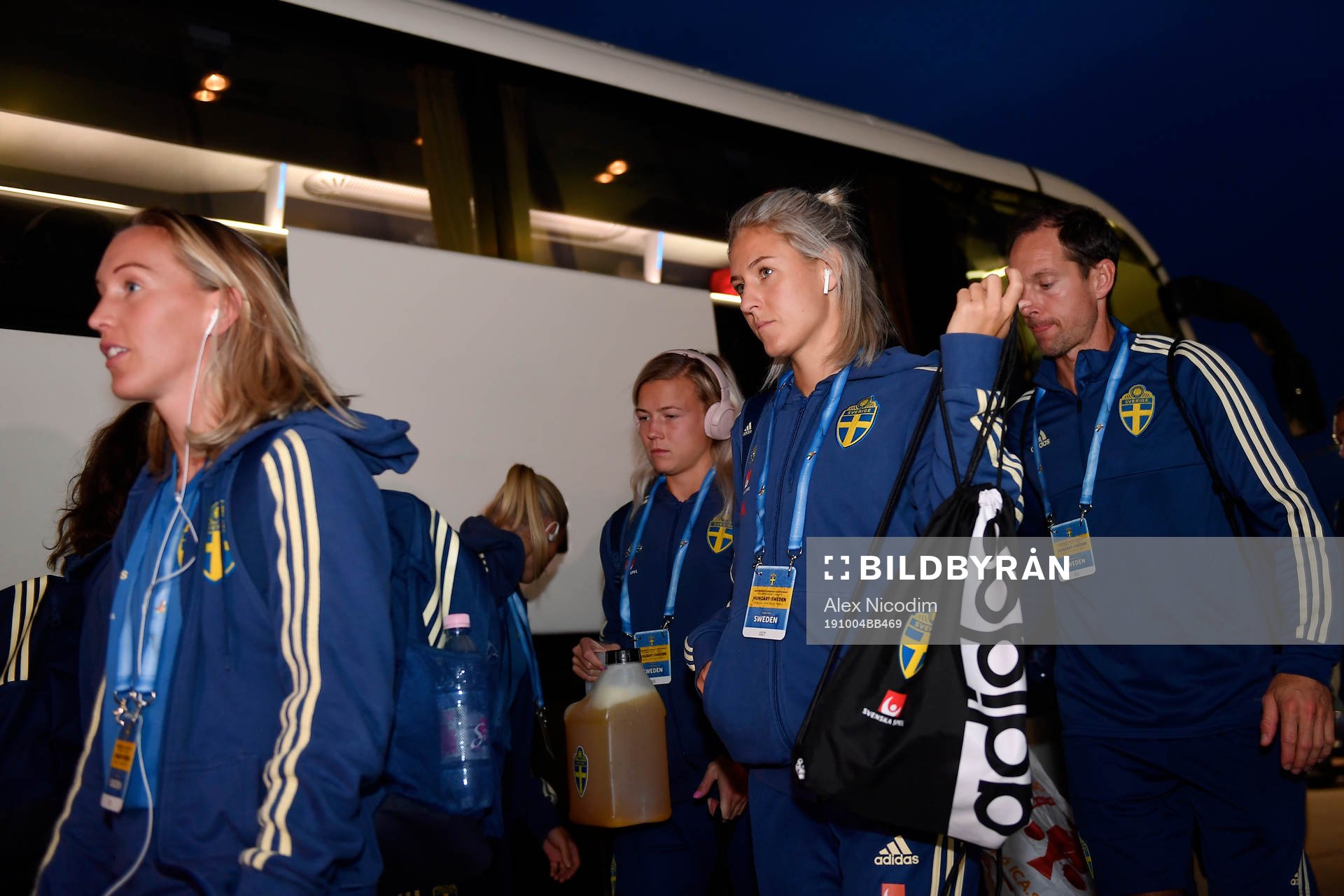 Players of Sweden arrives