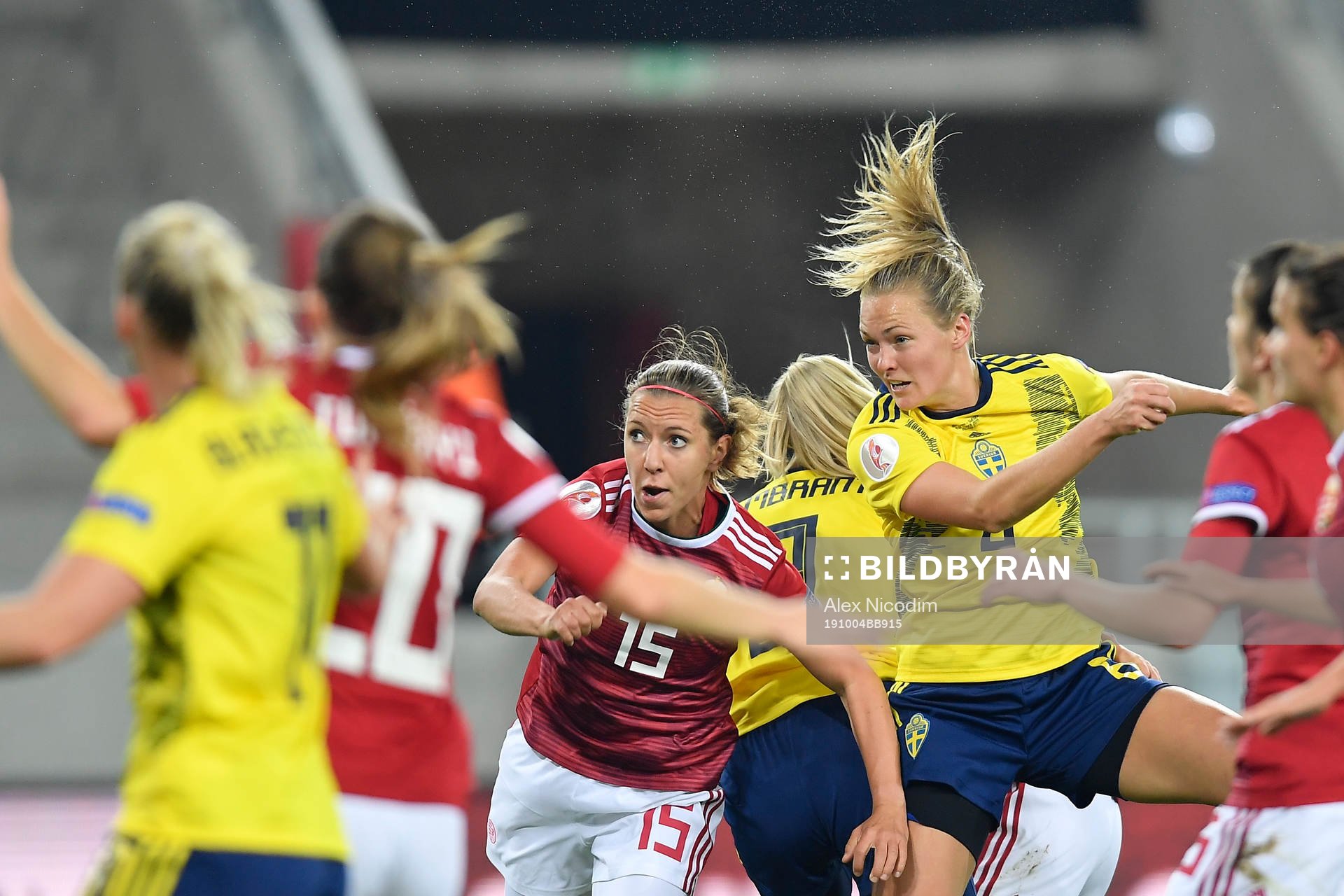 Magdalena Ericsson of Sweden against Zsofia Racz of Hungary