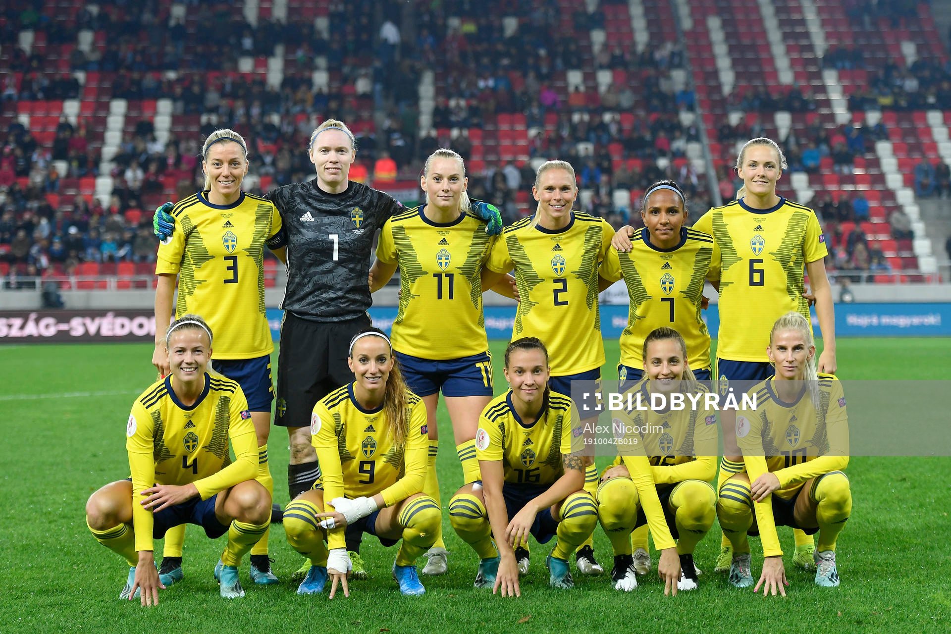 Linda Sembrant, goalkeeper Hedvig Lindahl, Stina
