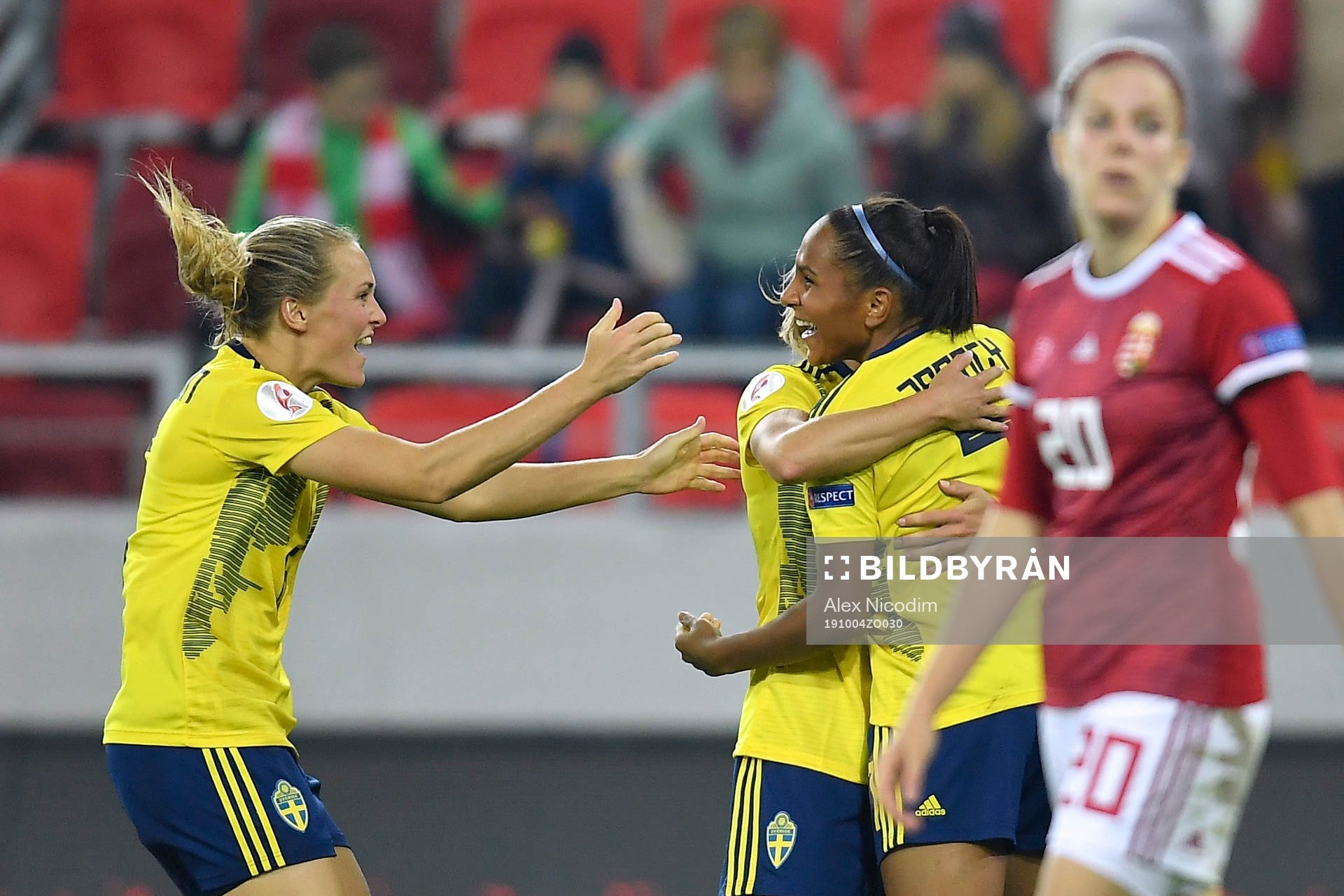 Magdalena Ericsson and Madelen Janogy of Sweden celebrate