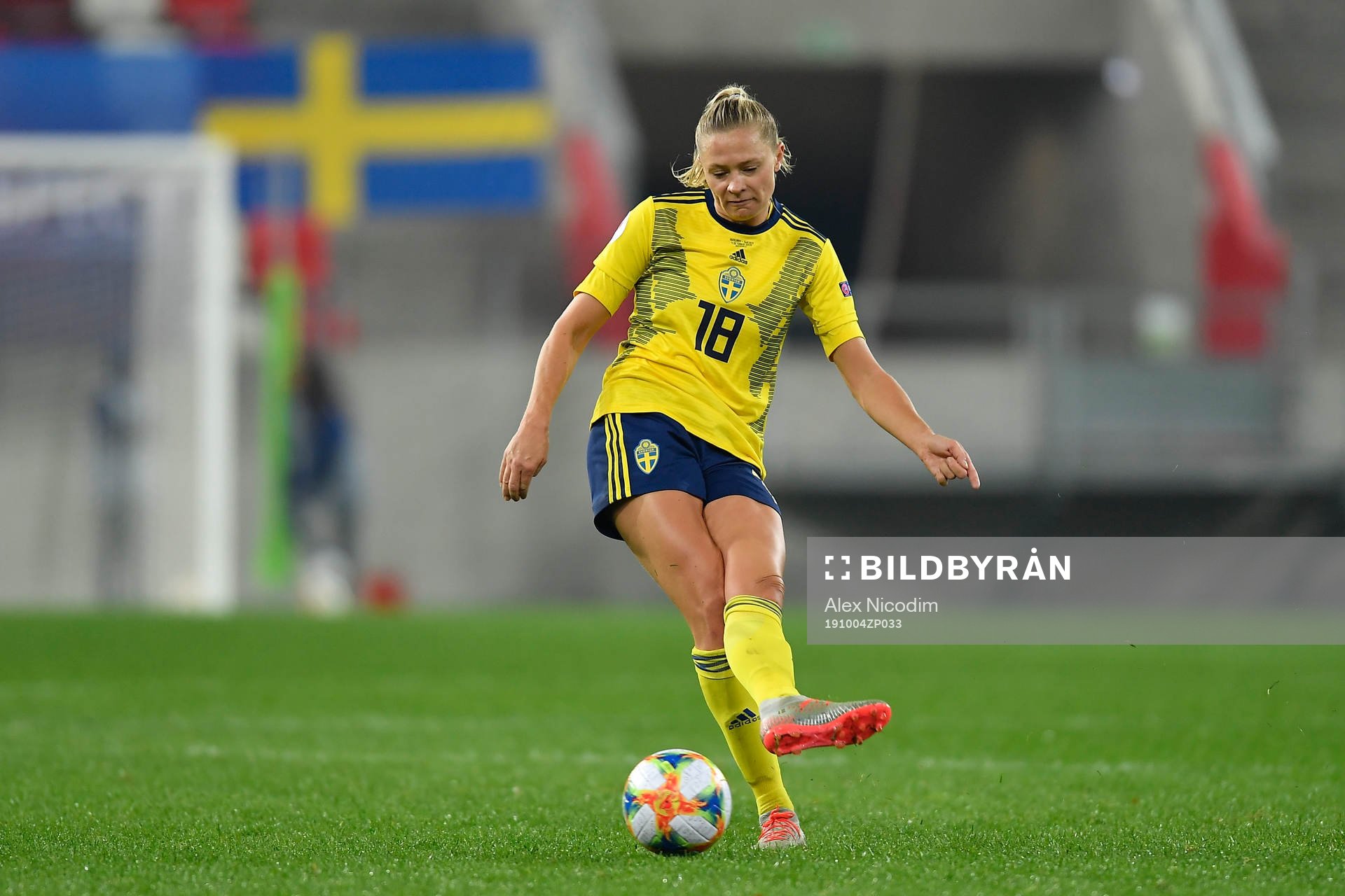 Fridolina Rolfo of Sweden reacts