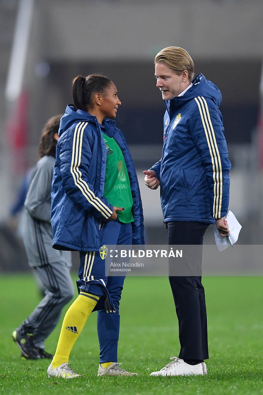 Madelen Janogy of Sweden and the swedish press officer