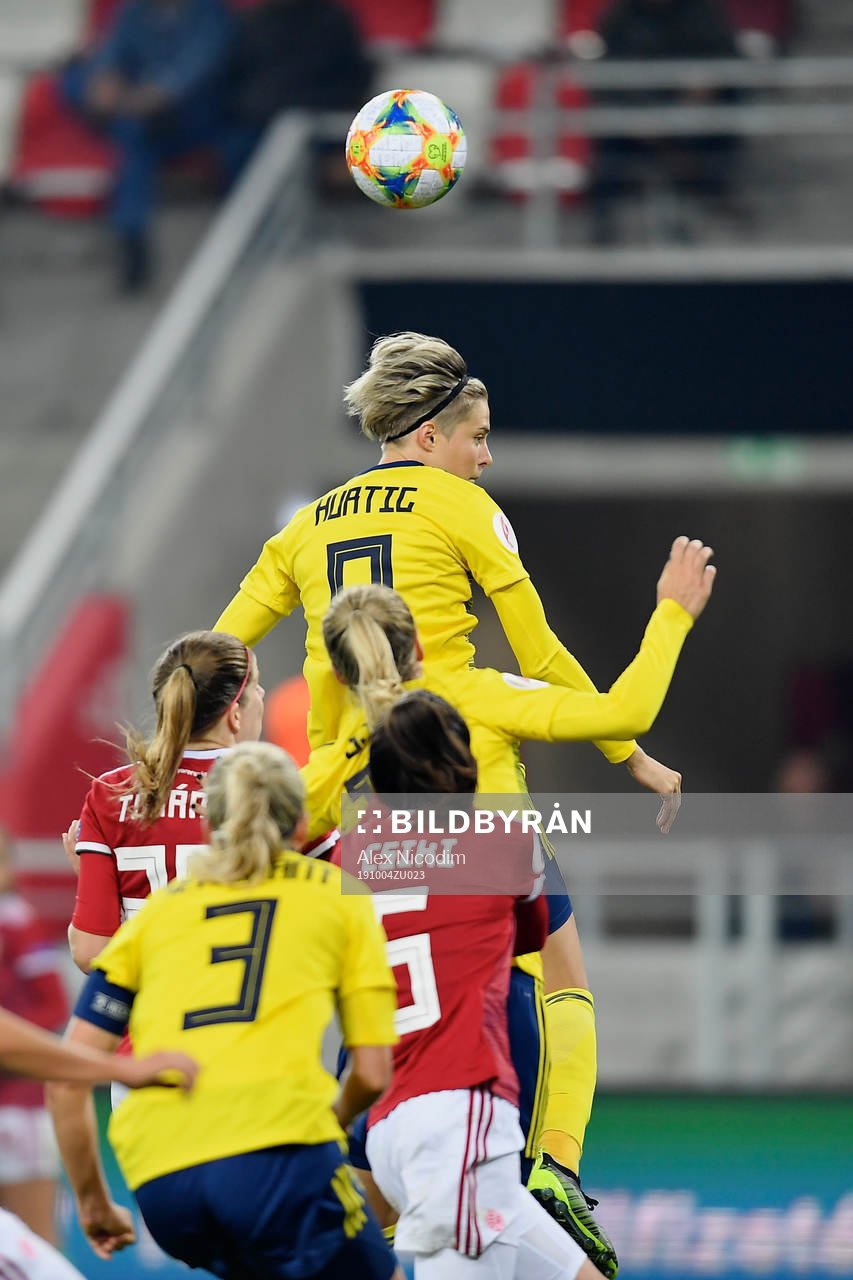 Lina Hurtig of Sweden vies against Anna Csiki of Hungary