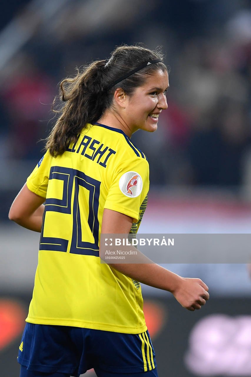 Loreta Kullashi of Sweden celebrates