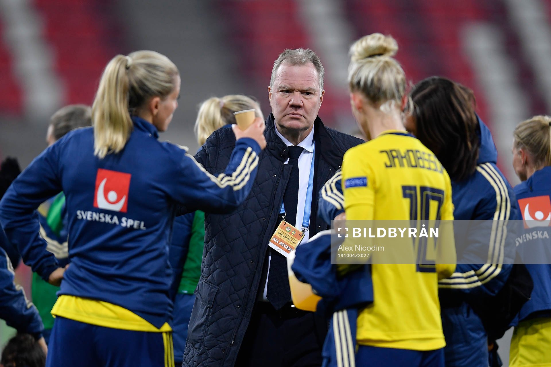 Karl-Erik Nilsson of Sweden, president of the Swedish