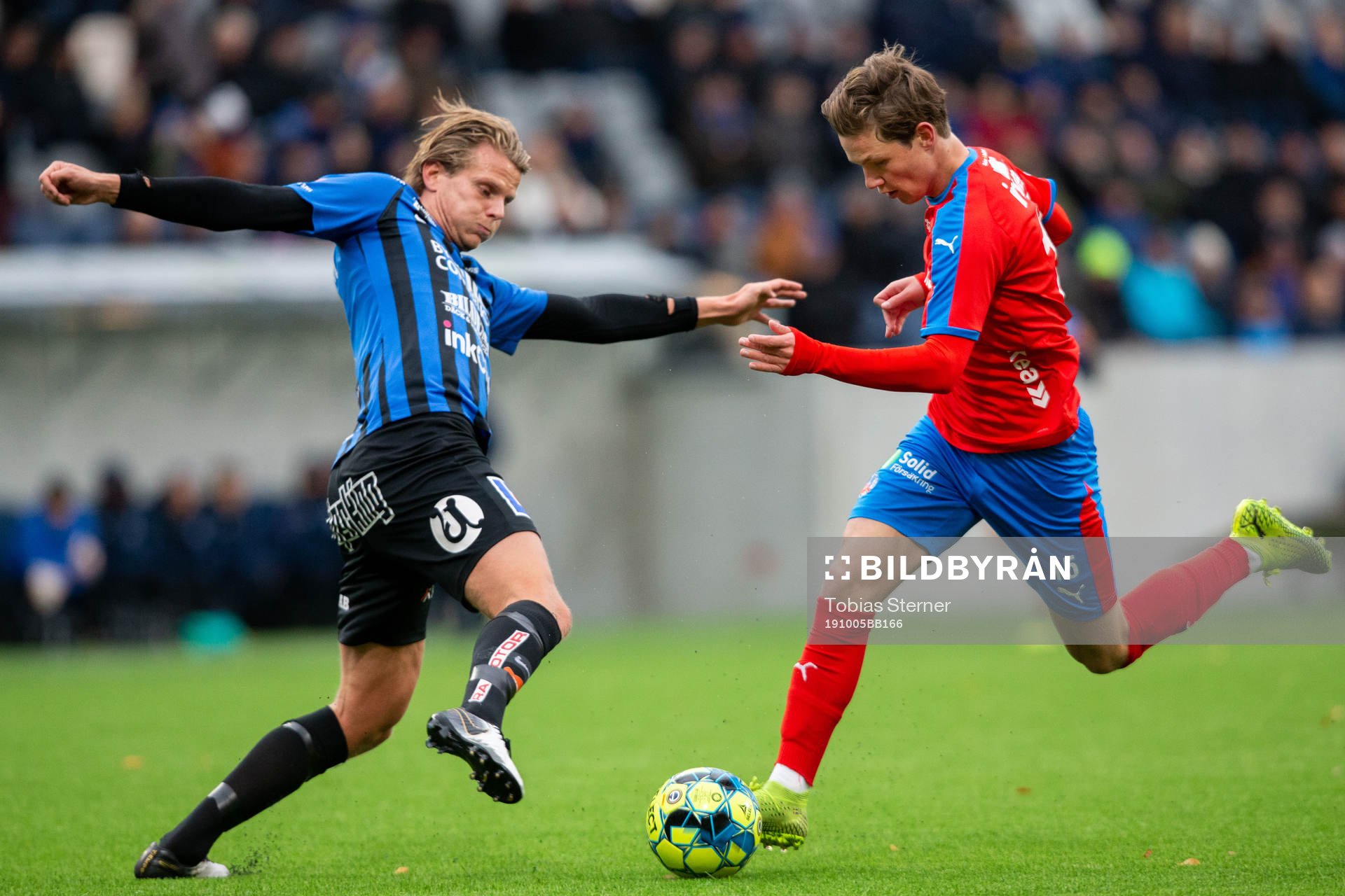 Sirius Tim Björkström och Helsingborgs Max Svensson