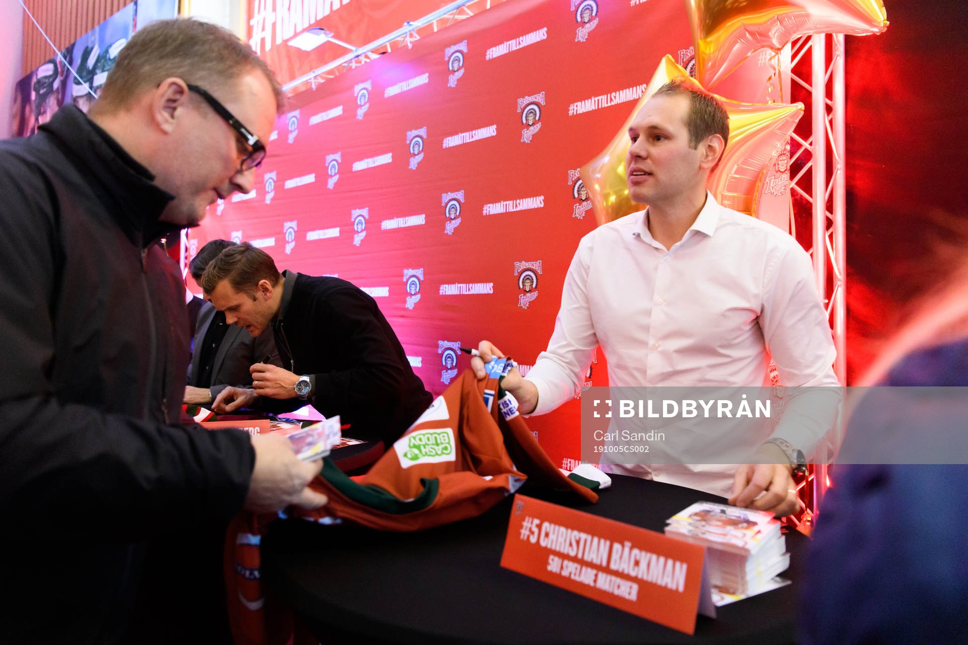 Den f.d. frölundaspelaren Christian Bäckman signerar