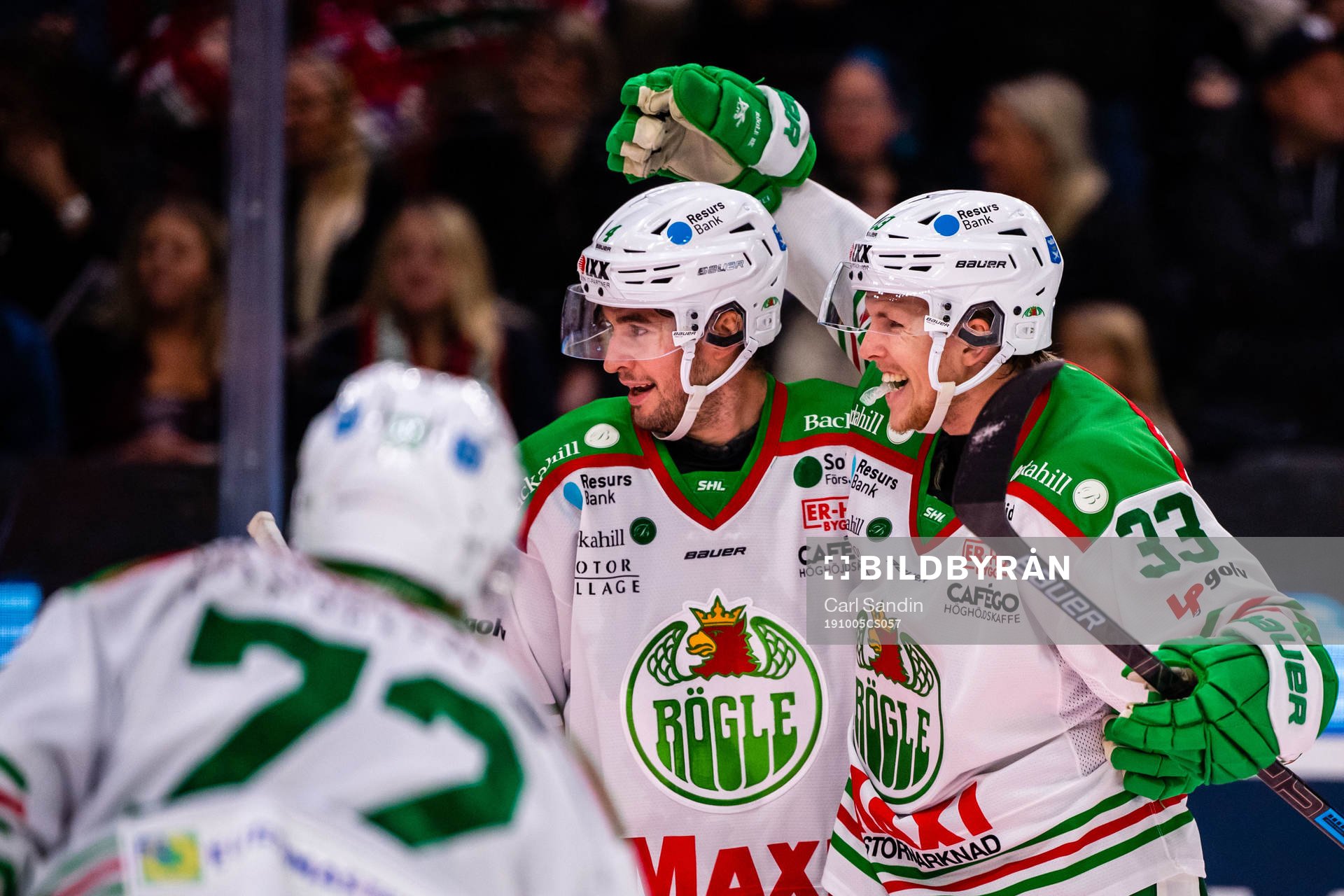 Rögles Kodie Curran och Niklas Hansson jublar