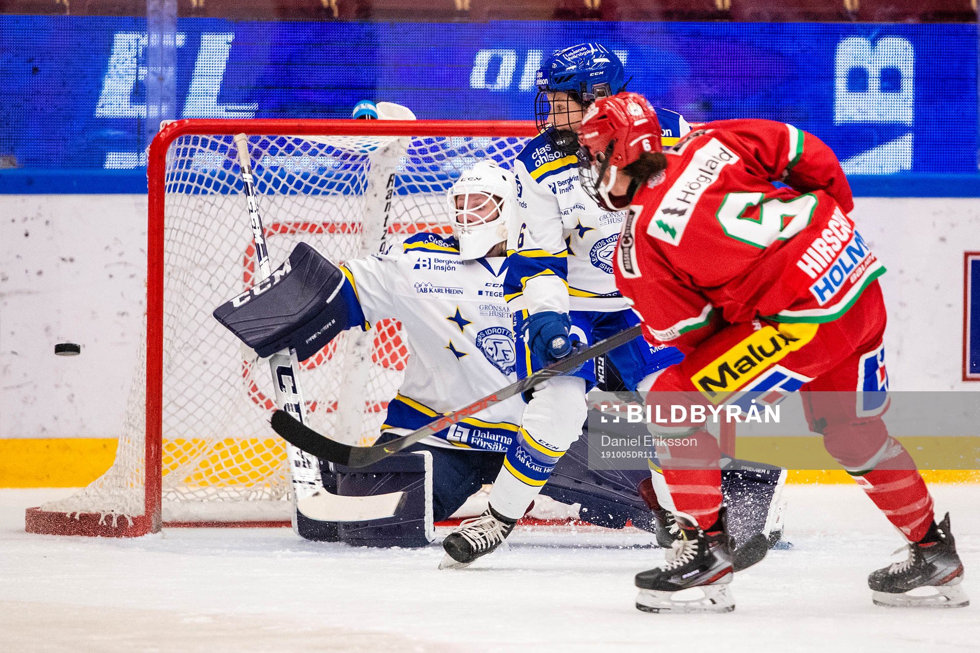 Leksands målvakt Jule Flötgen och Maddie Rolfes