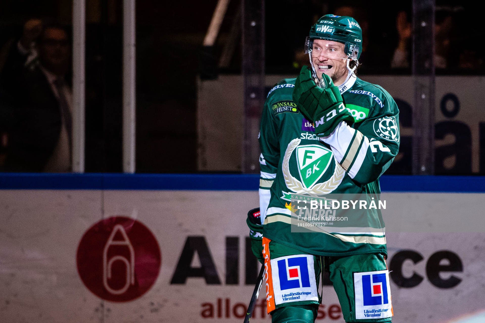 Färjestads Jesper Olofsson jublar