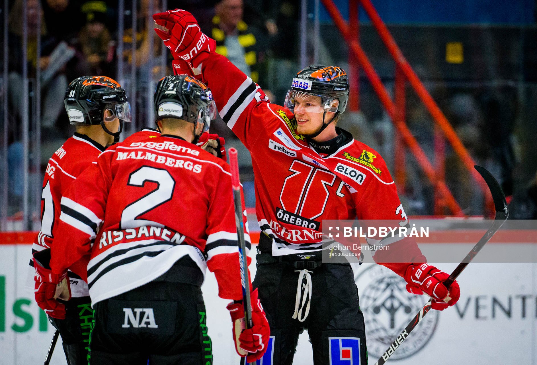Örebros Christopher Mastomäki jublar med Rasmus Rissanen