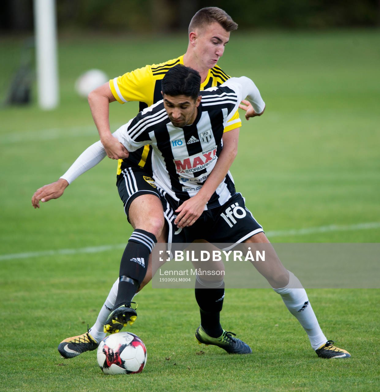 IFK Hässleholms Isak Olsson i matchen i division 2 mellan