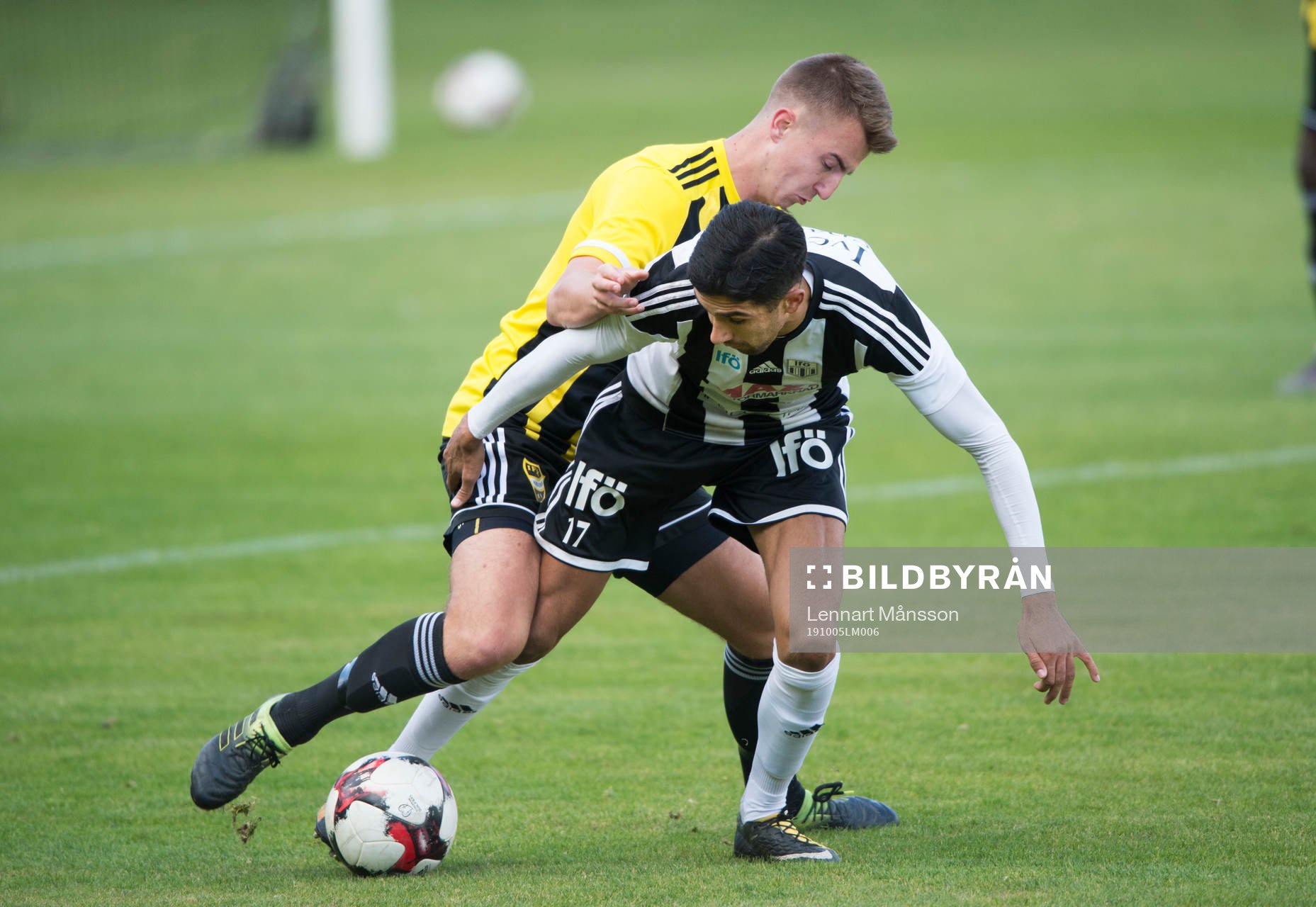 IFK Hässleholms Isak Olsson i matchen i division 2 mellan