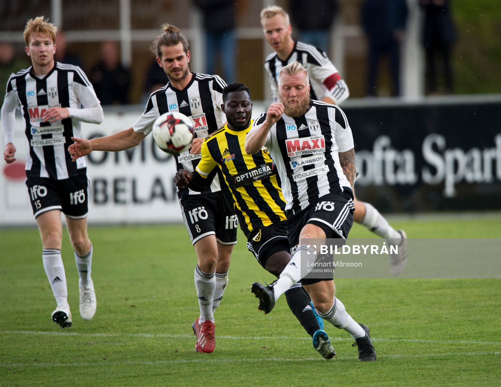 IFK Hässleholms Mike Andrews i matchen i division 2 mellan