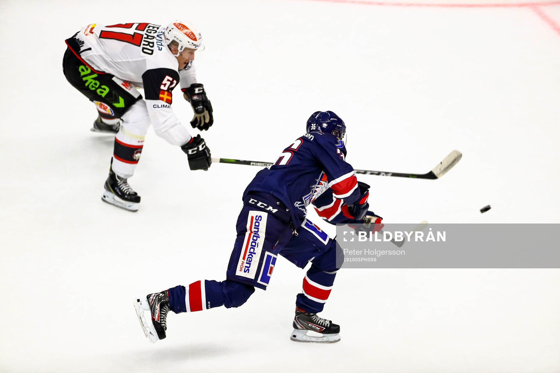 Malmö Redhawks Emil Sylvegård och Linköpings Filip