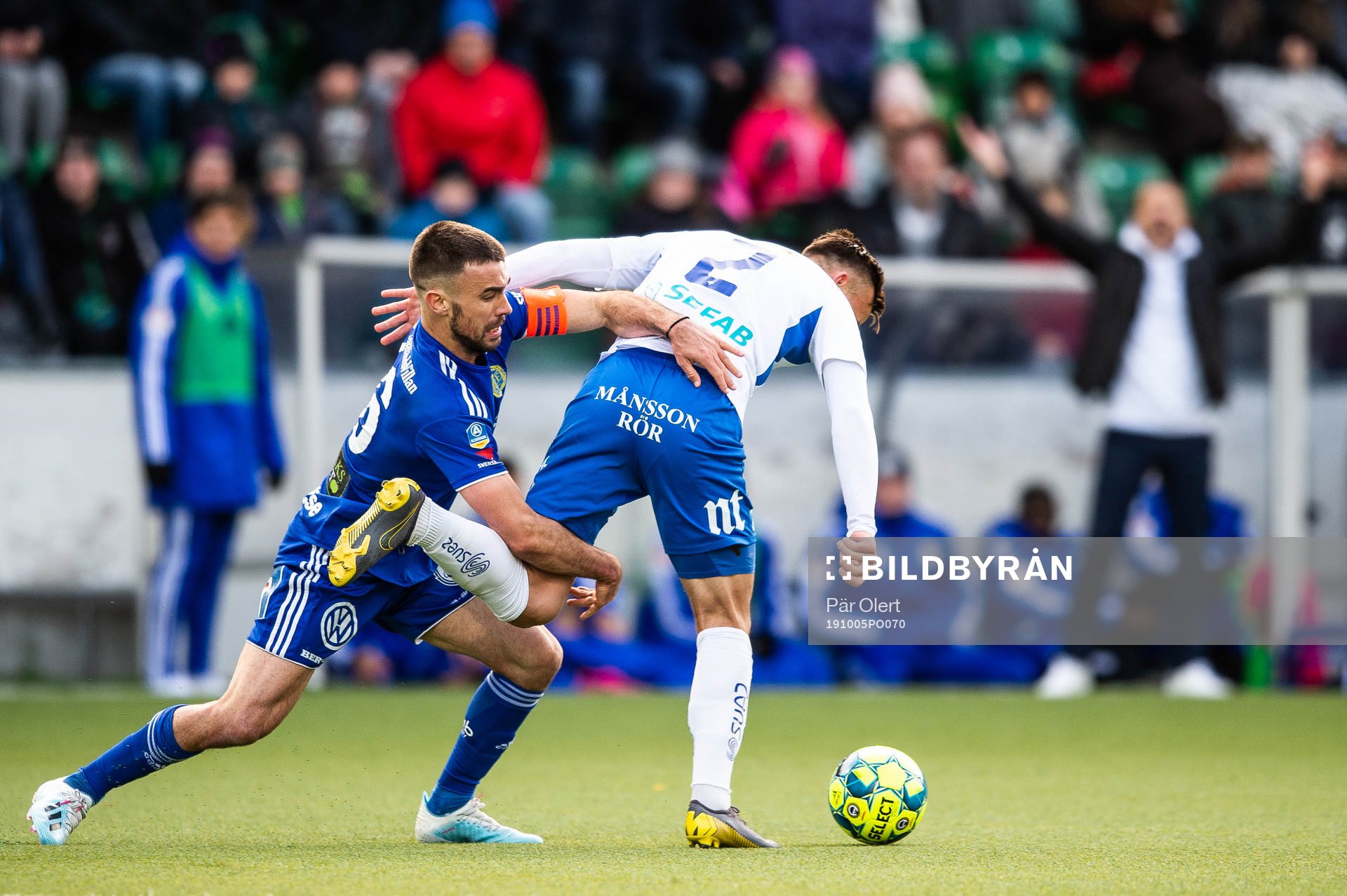 Sundsvalls Carlos Gracia och IFK Norrköpings Henrik