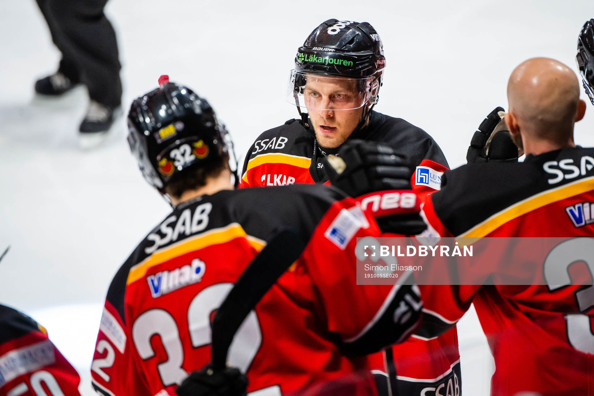 Luleås Juhani Tyrväinen jublar