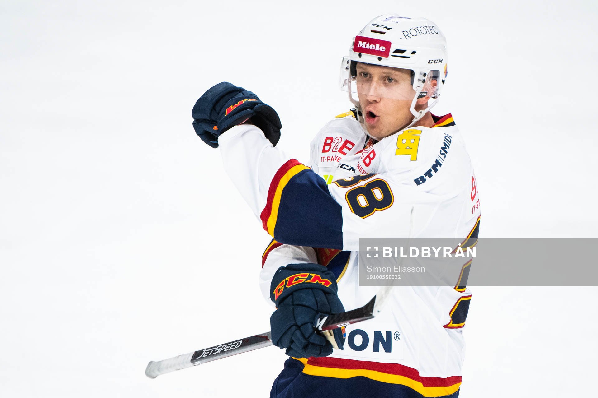 Djurgårdens Olle Alsing jublar