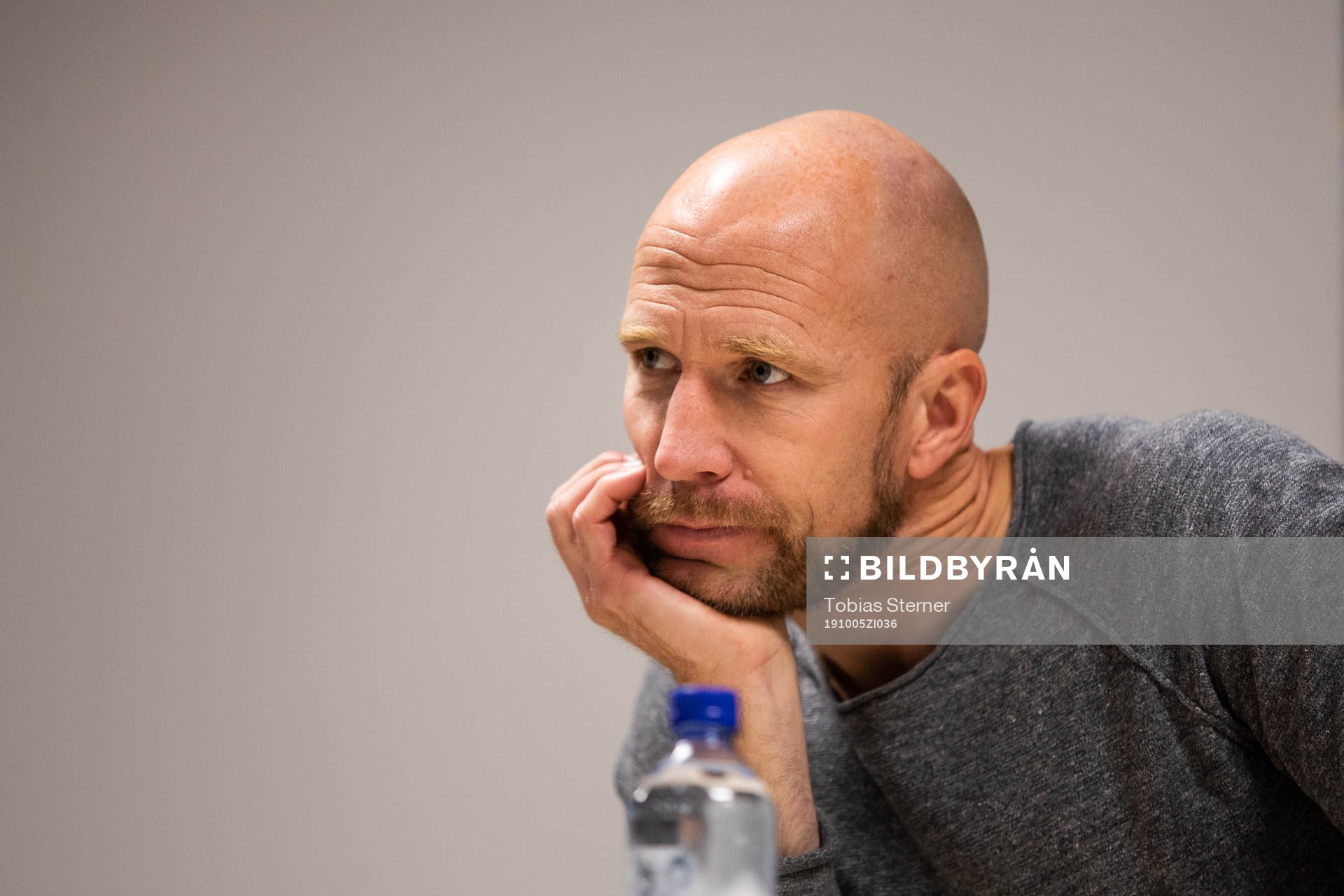 Sirius tränare Henrik Rydström på en presskonferens