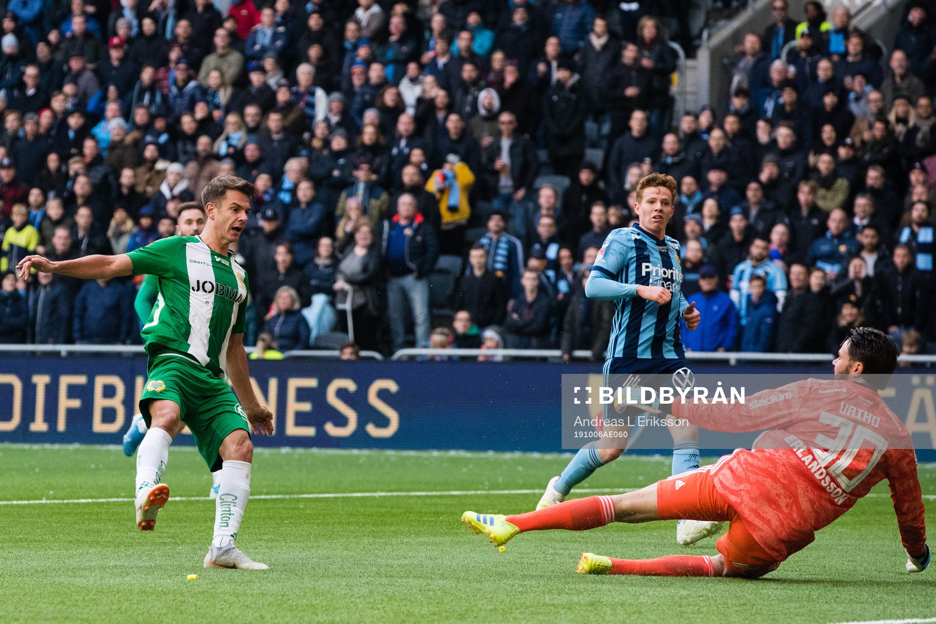 Hammarbys Alexander Kacaniklic skjuter 0-2 för Hammarby