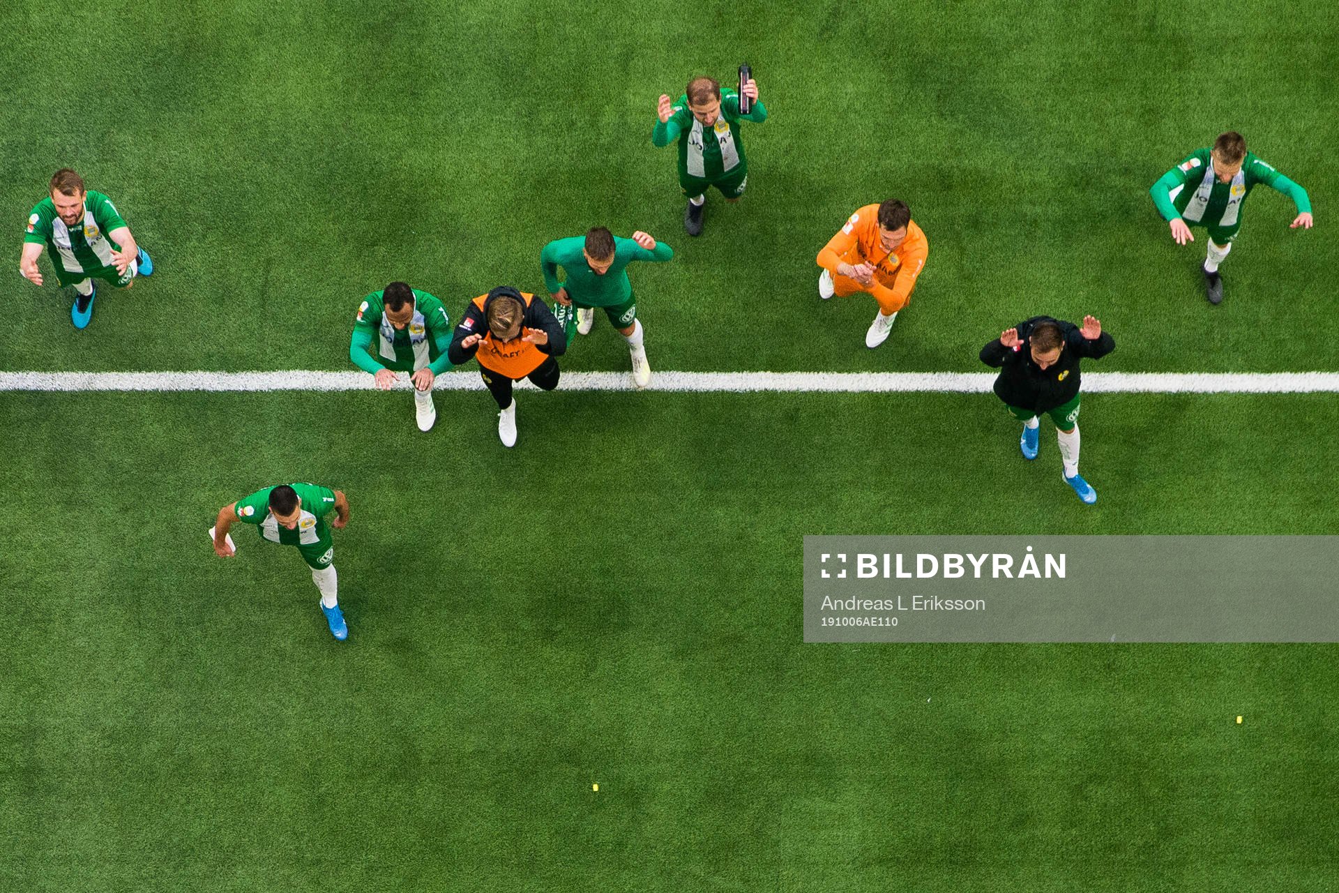 Hammarbys spelare jublar