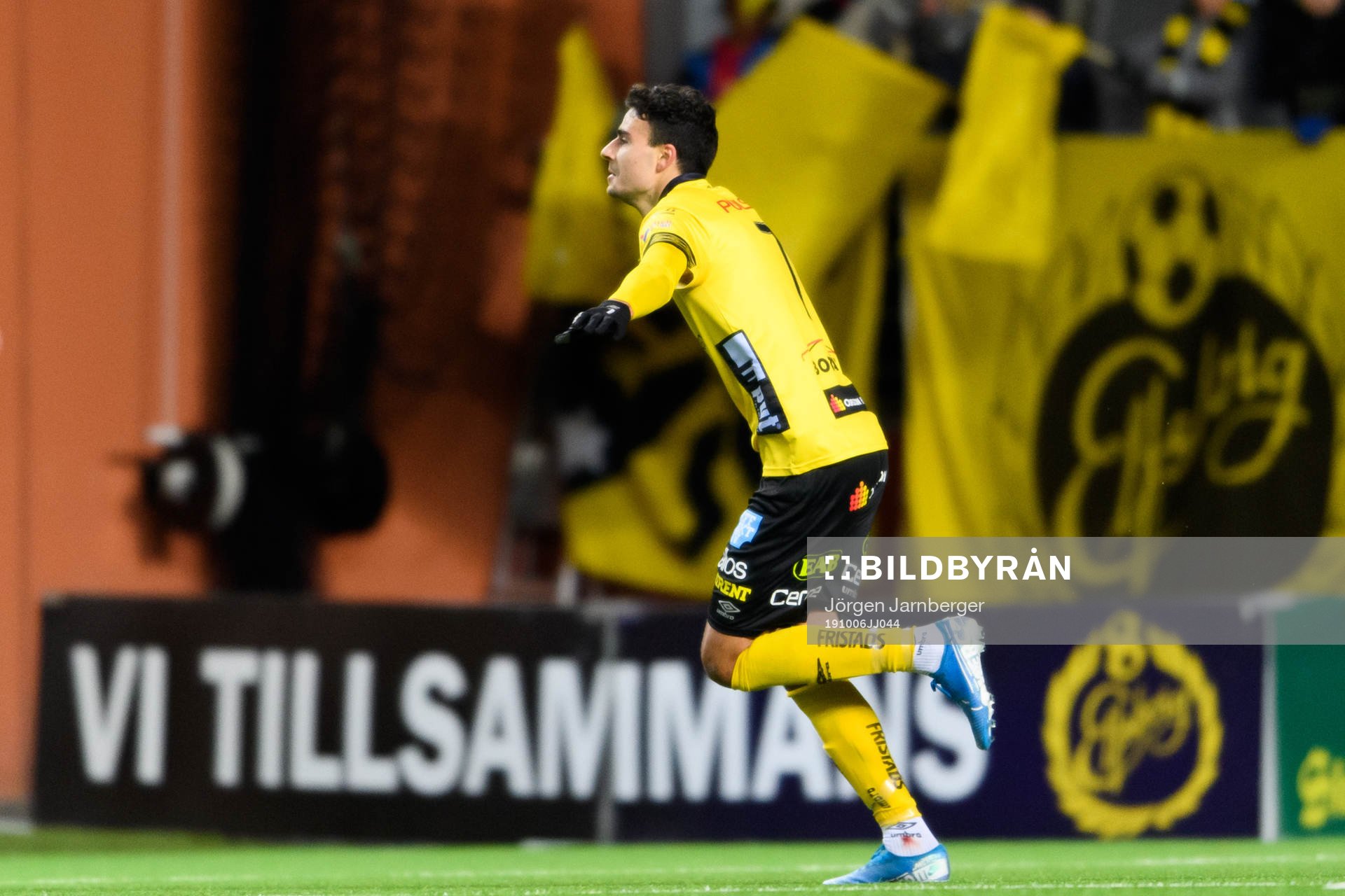 Elfsborgs Deniz Hümmet jublar efter att han gjort 2-0 under fotbollsmatchen i Allsvenskan mellan Elfsborg och Falkenberg den 6 oktober 2019 i Borås.

