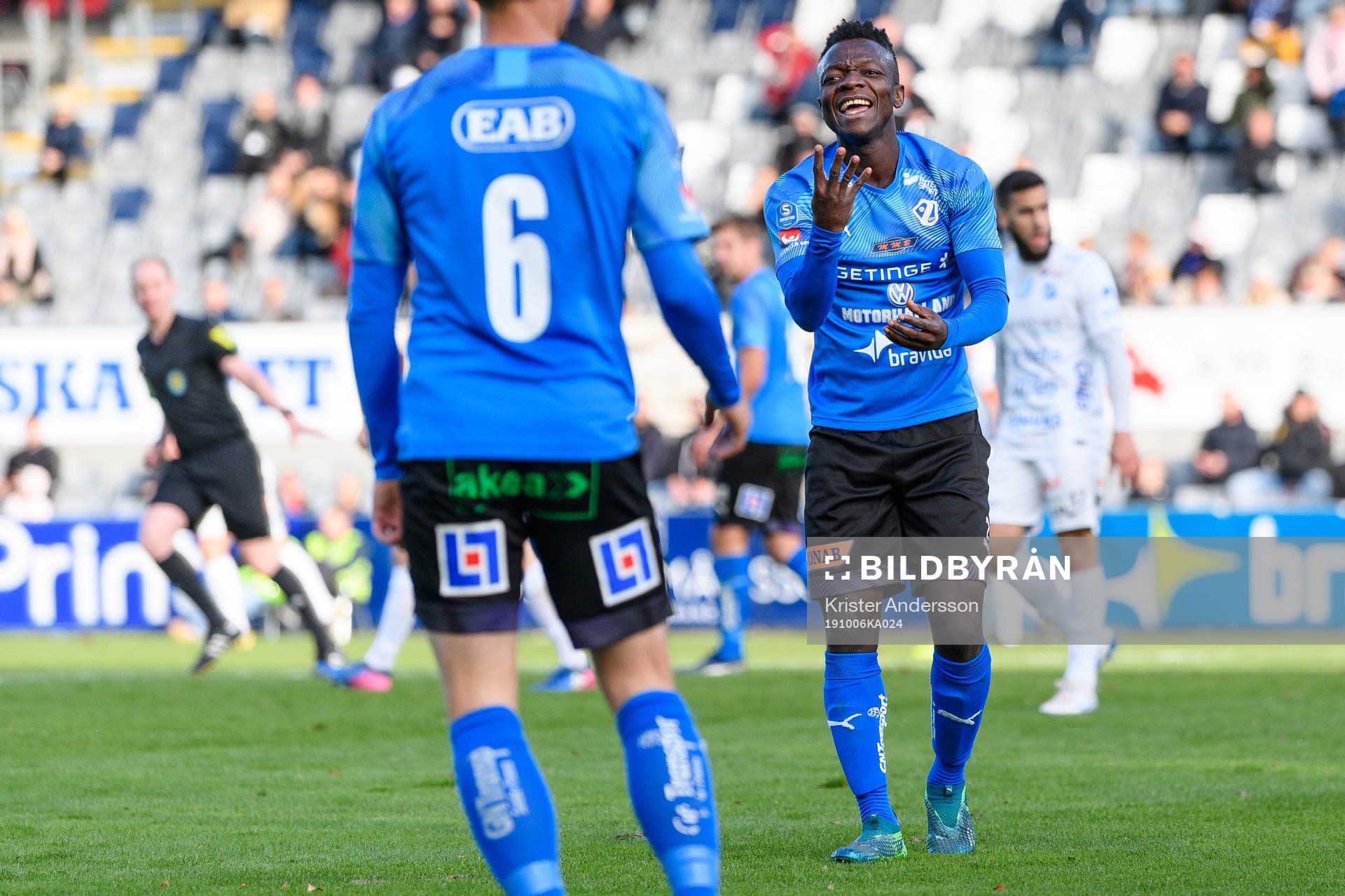 Halmstads Thomas Boakye reagerar