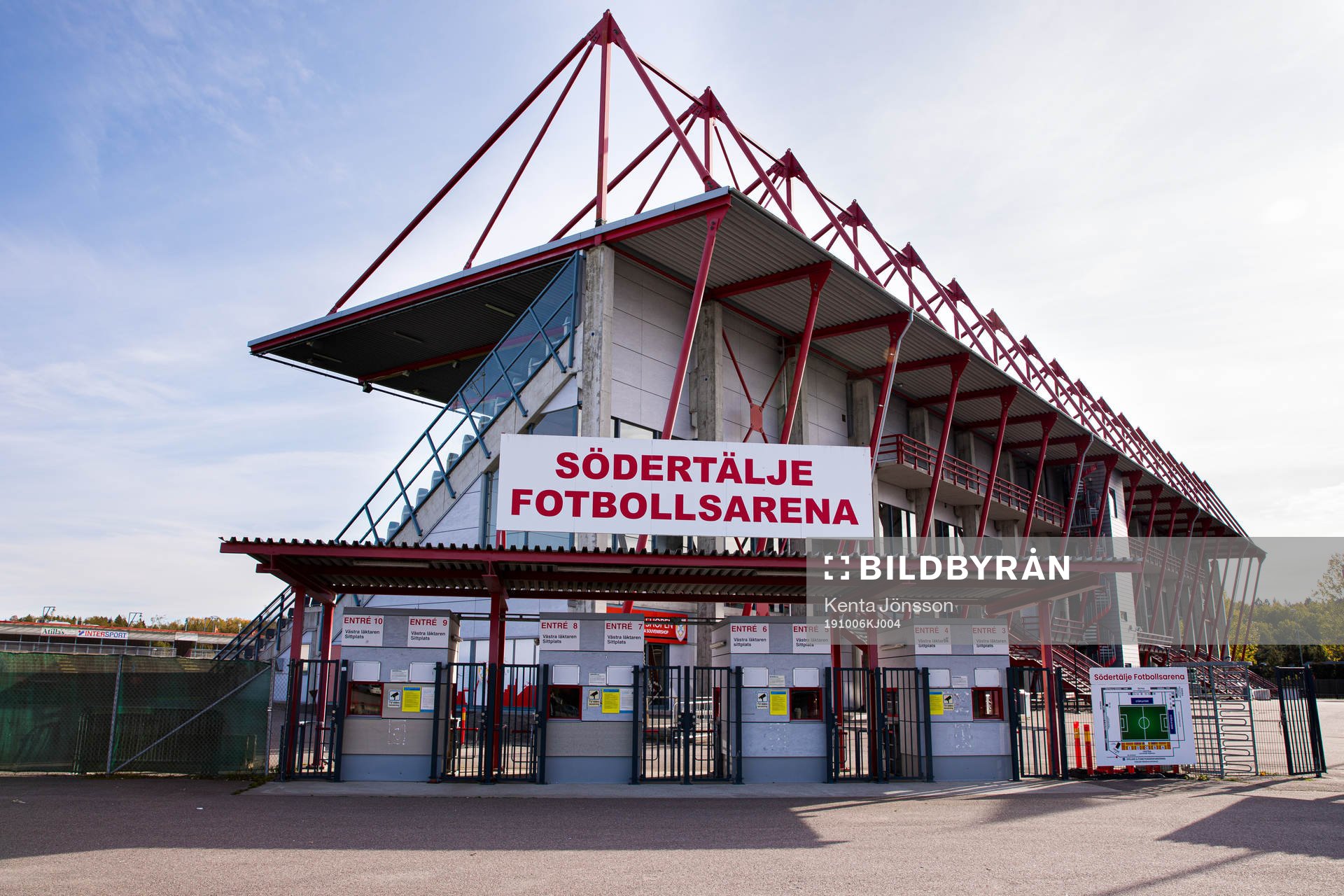 Exteriör av Södertälje Fotbollsarena