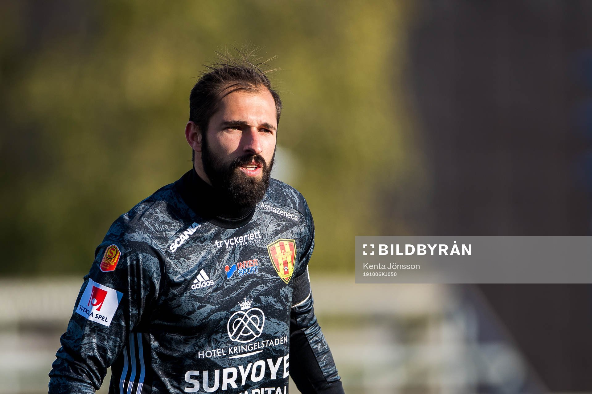 Syrianskas målvakt Dejan Garaca