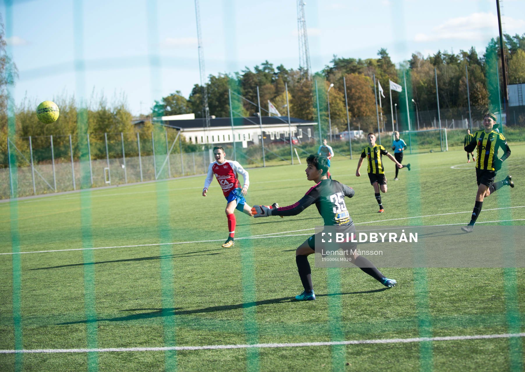 i matchen för pojkar födda 2003 mellan IFK Hässleholm