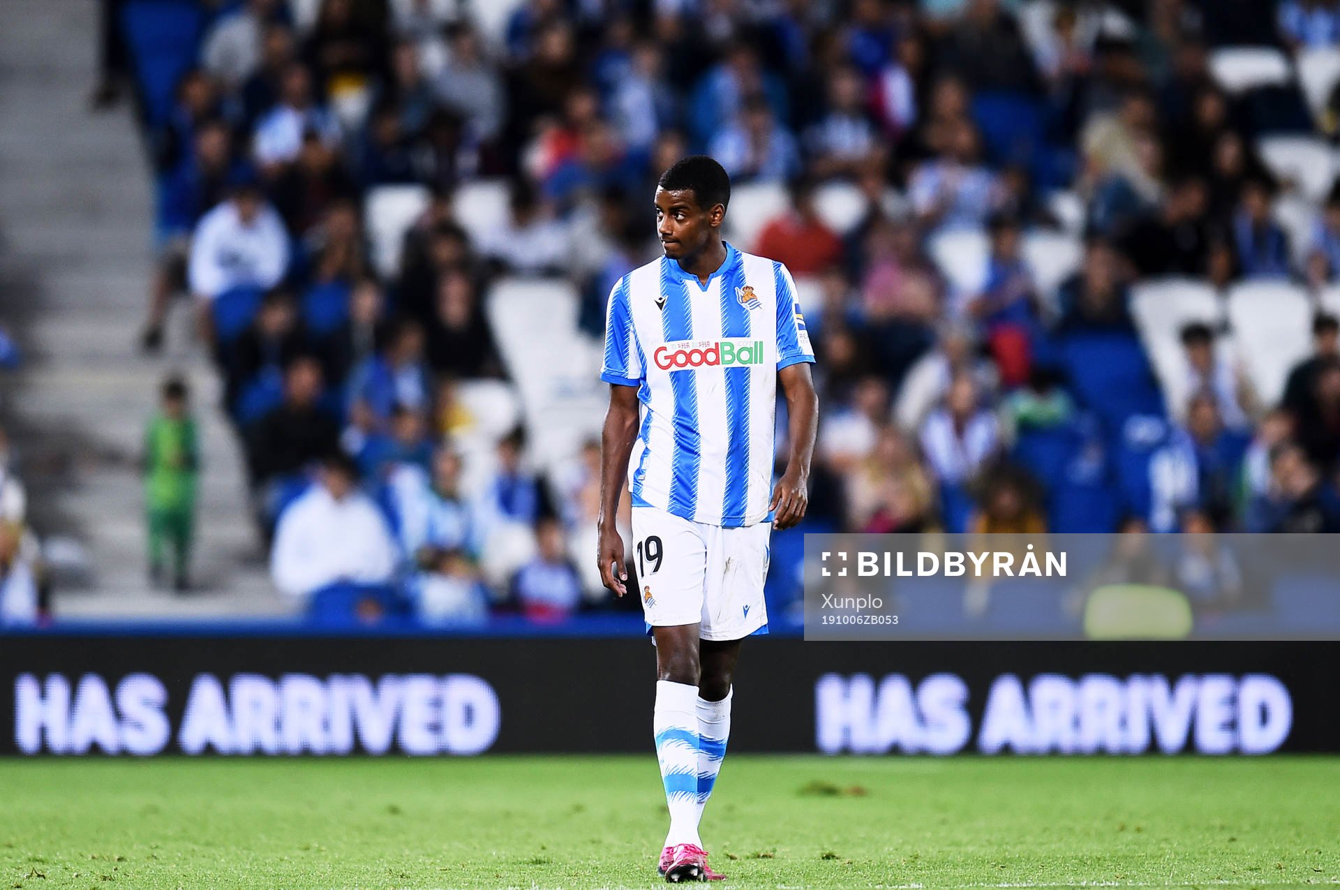 Alexander Isak of Real Sociedad reacts
