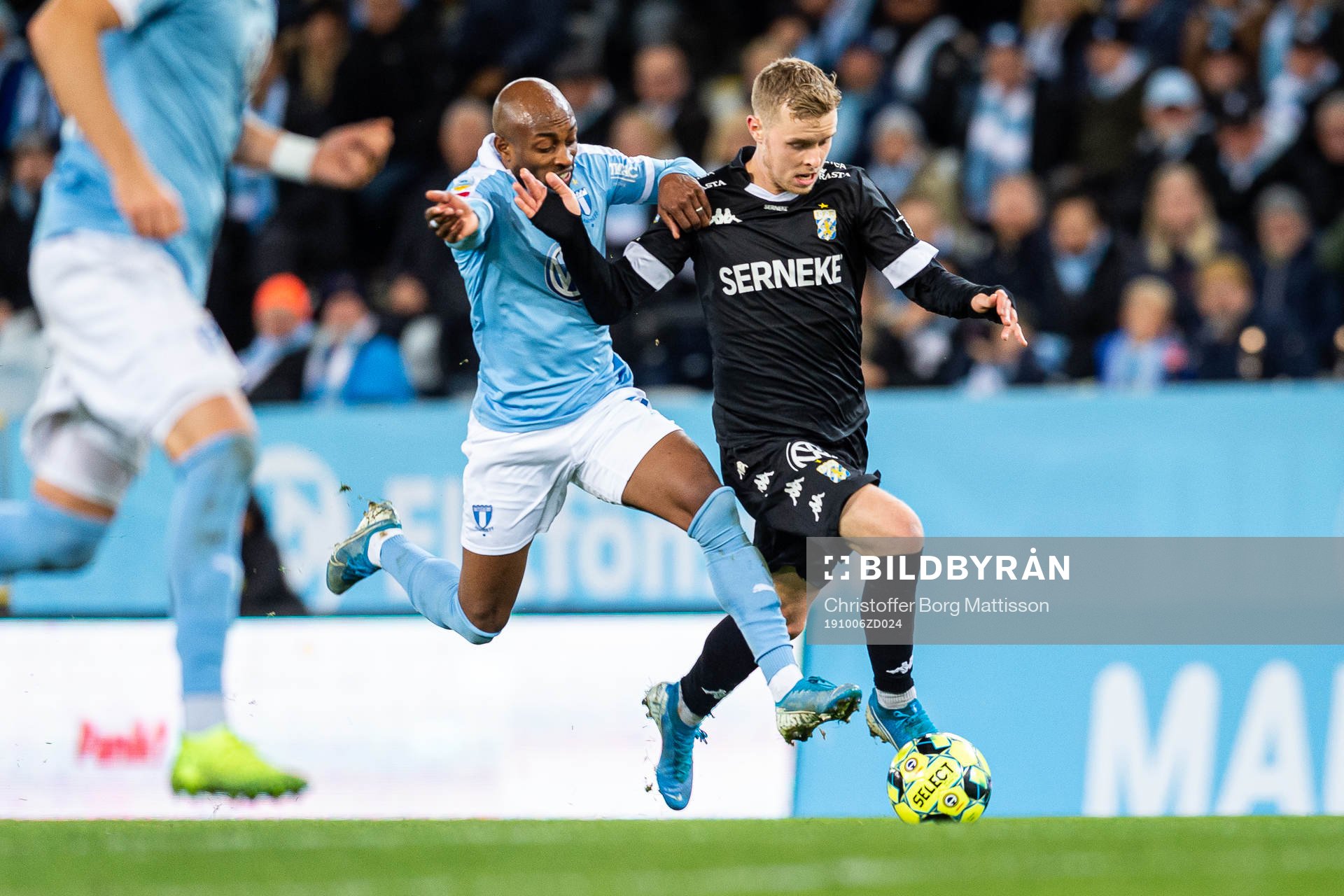 Malmö FFs Fouad Bachirou och IFK Göteborgs Victor
