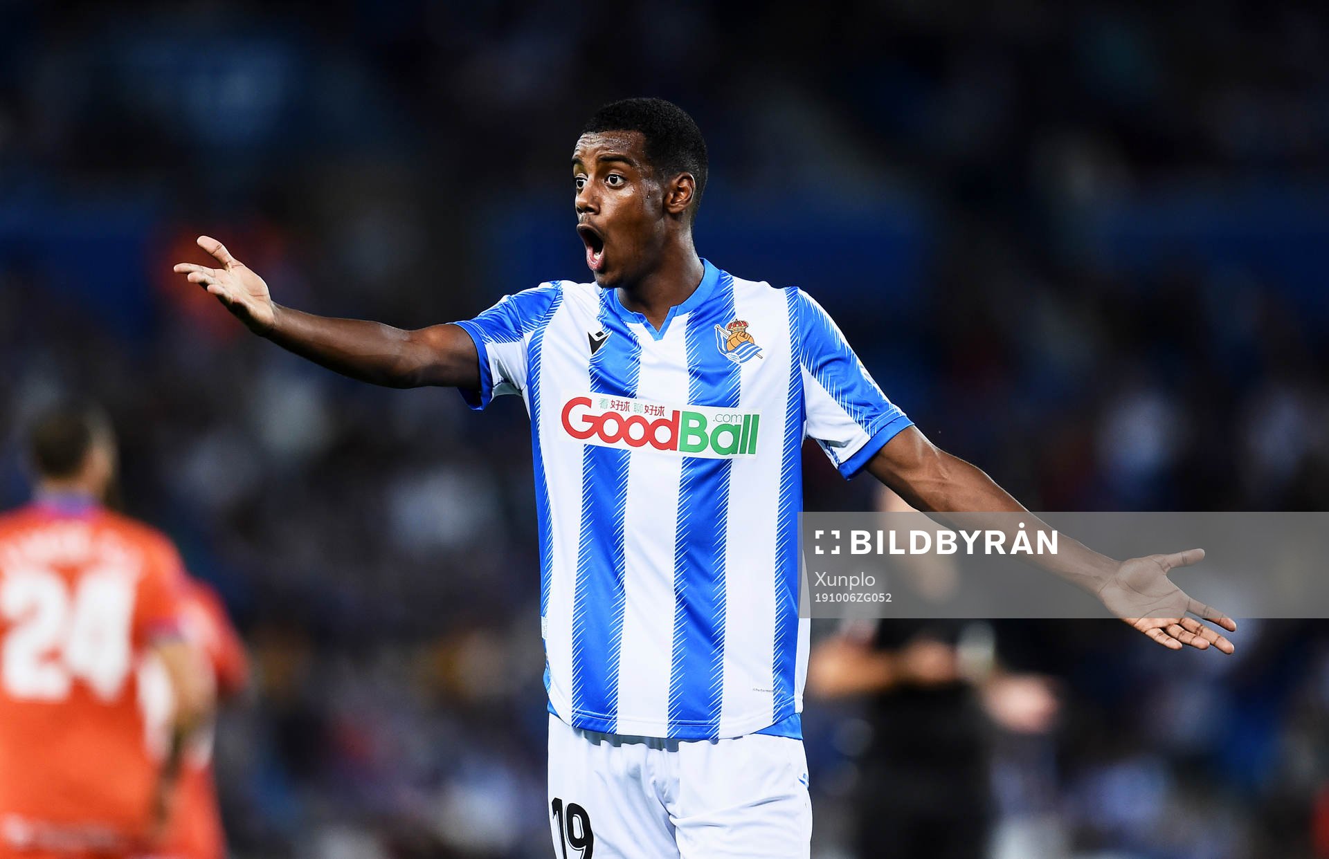 Alexander Isak of Real Sociedad reacts