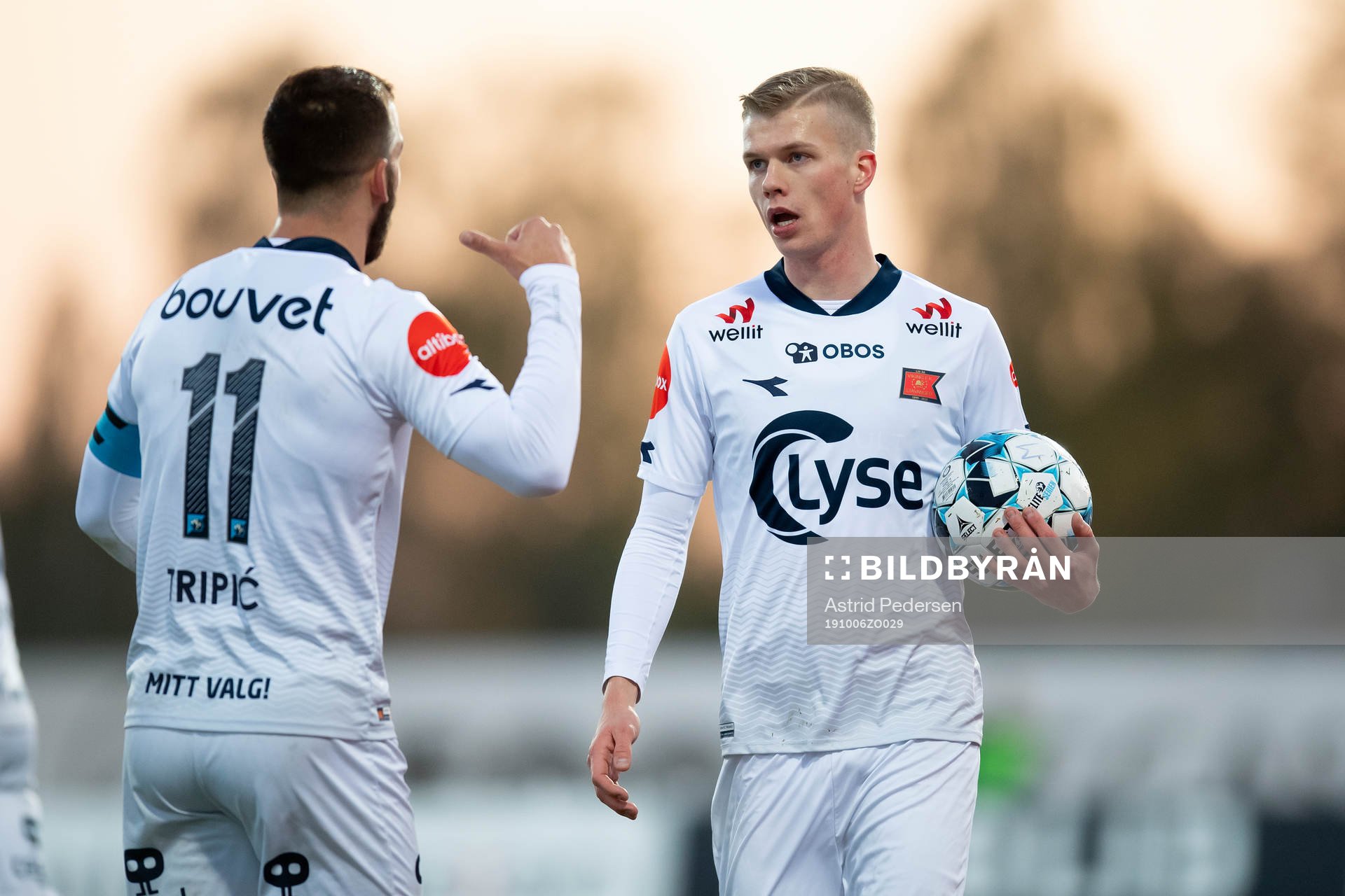 Zlatko Tripic and Samuel Fridjonsson of Viking