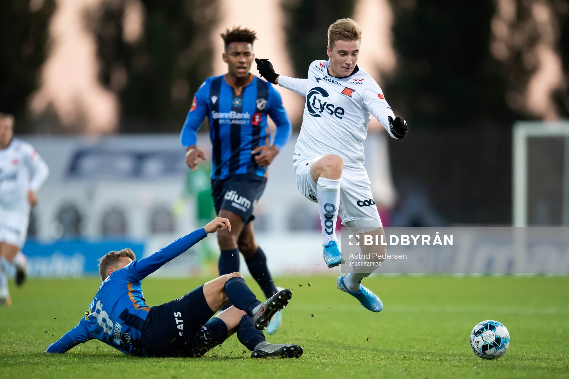 Emil Bohinen of Stabæk and Kristian Thorstvedt of Viking