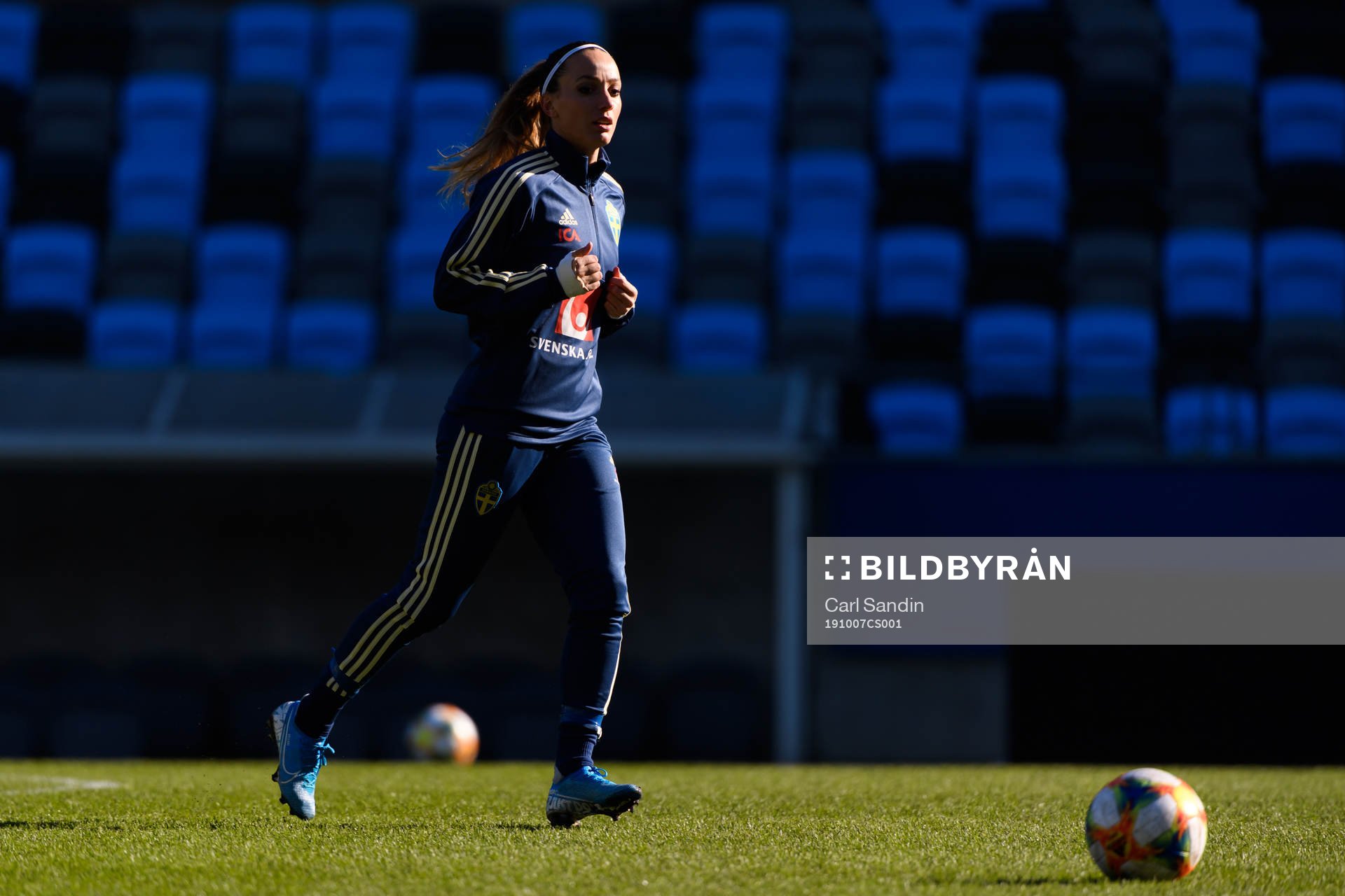 Sveriges Kosovare Asllani