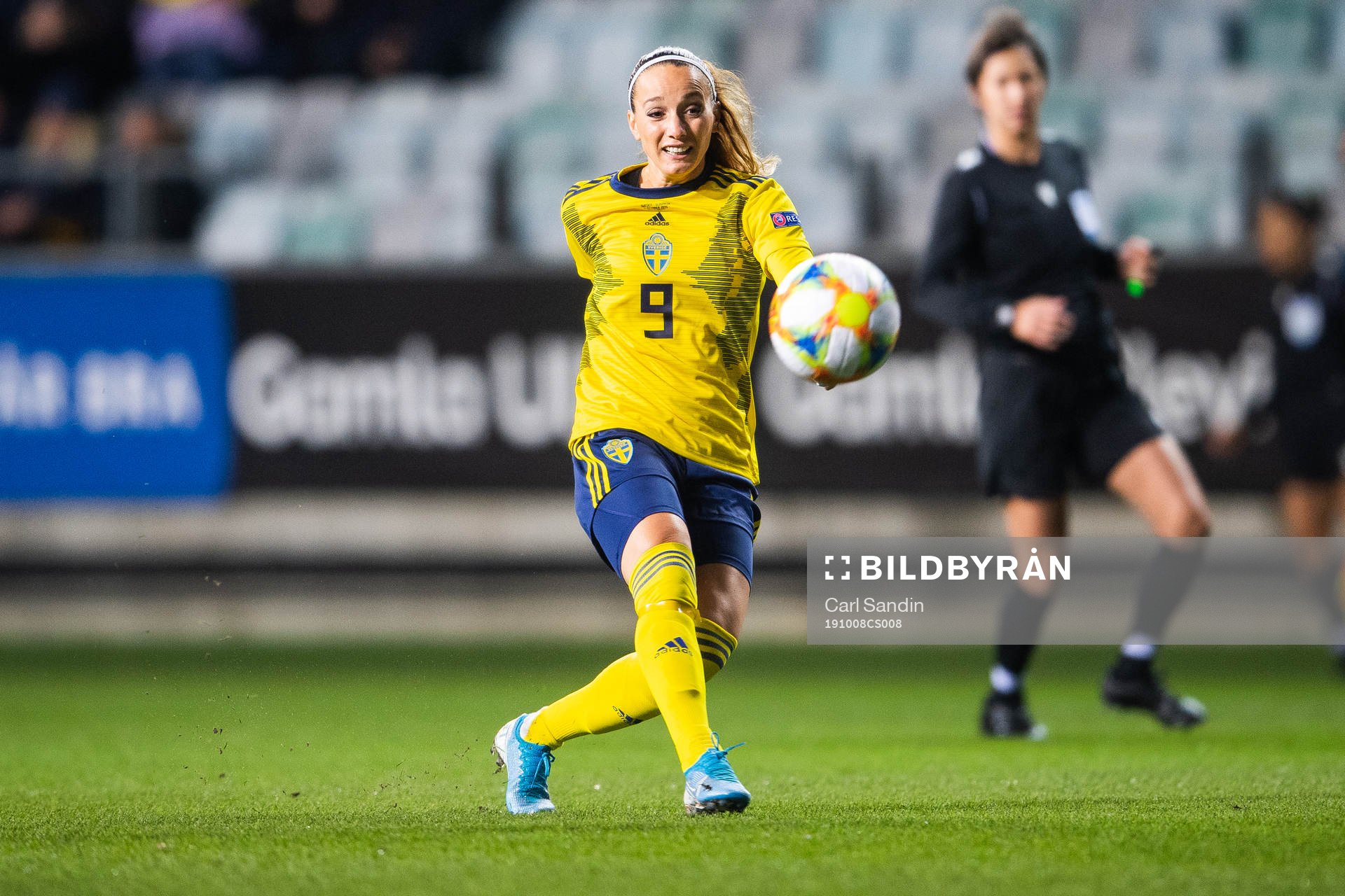 Kosovare Asllani of Sweden